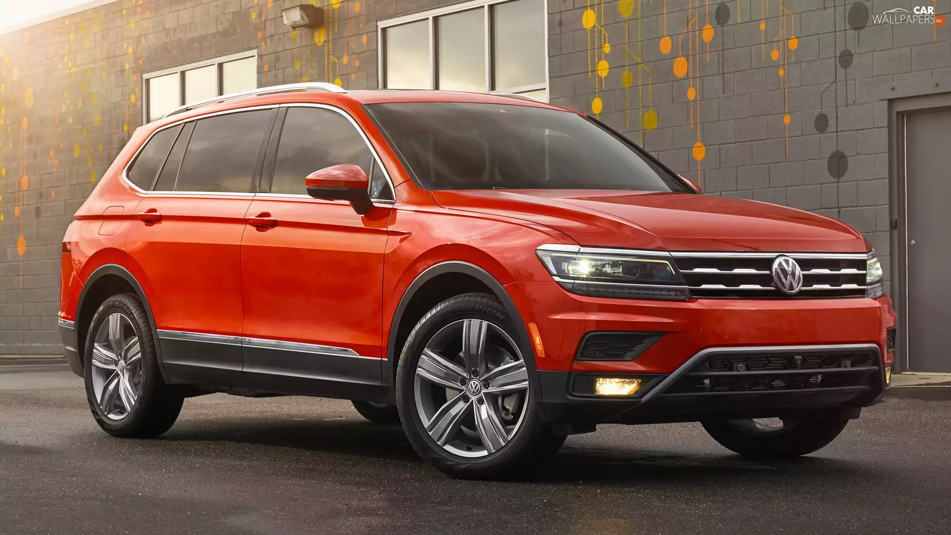 Red, Front, side, Volkswagen Tiguan