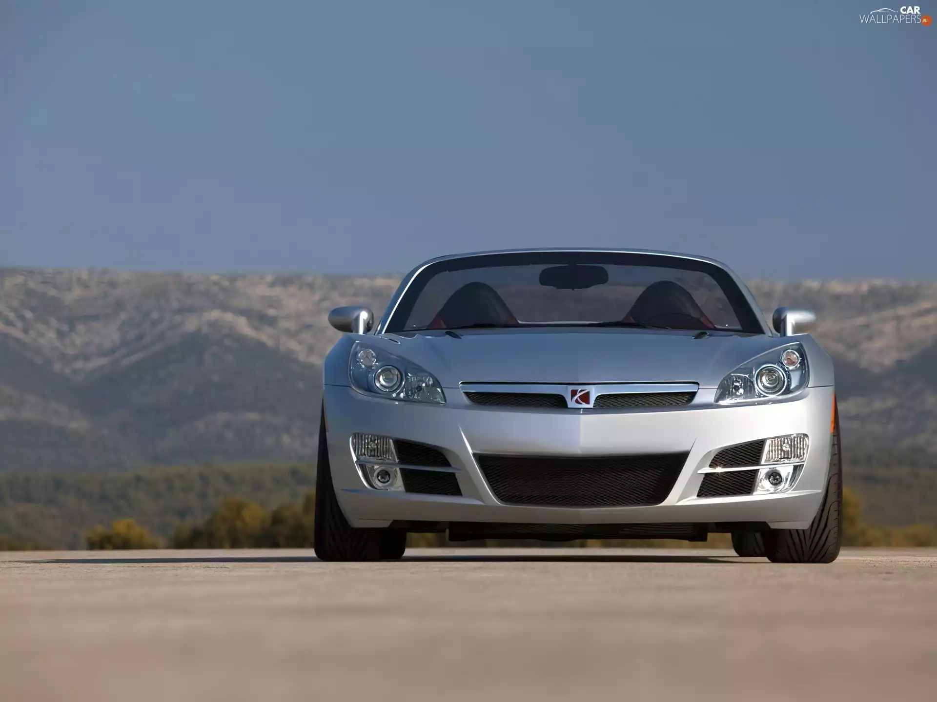 Front, Saturn Sky