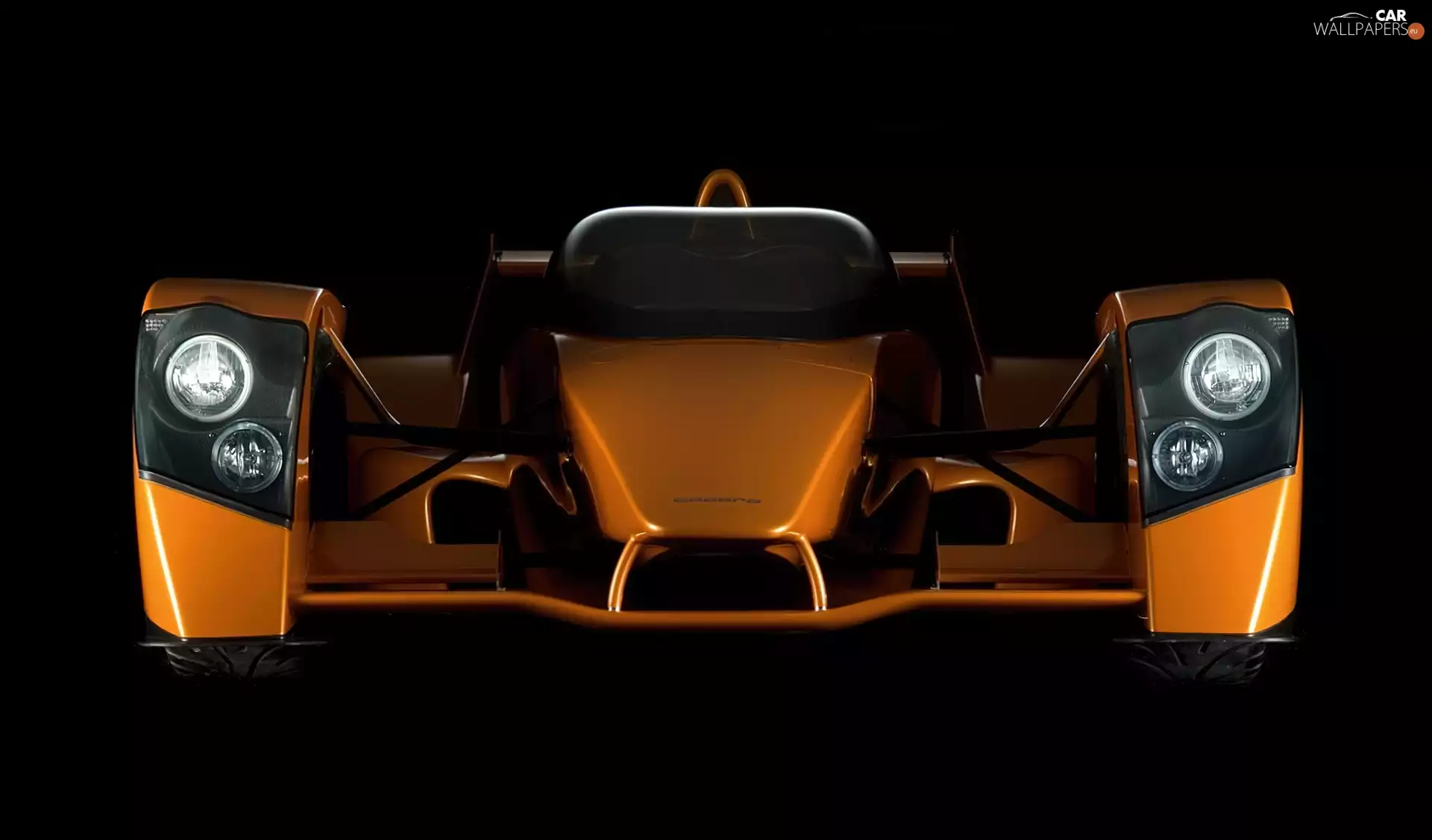 Front, Caparo T1