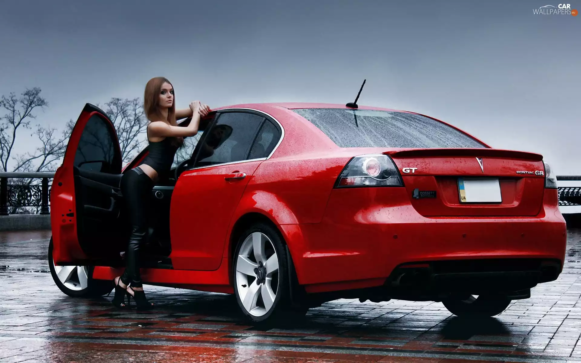parking, girl, Pontiac G8
