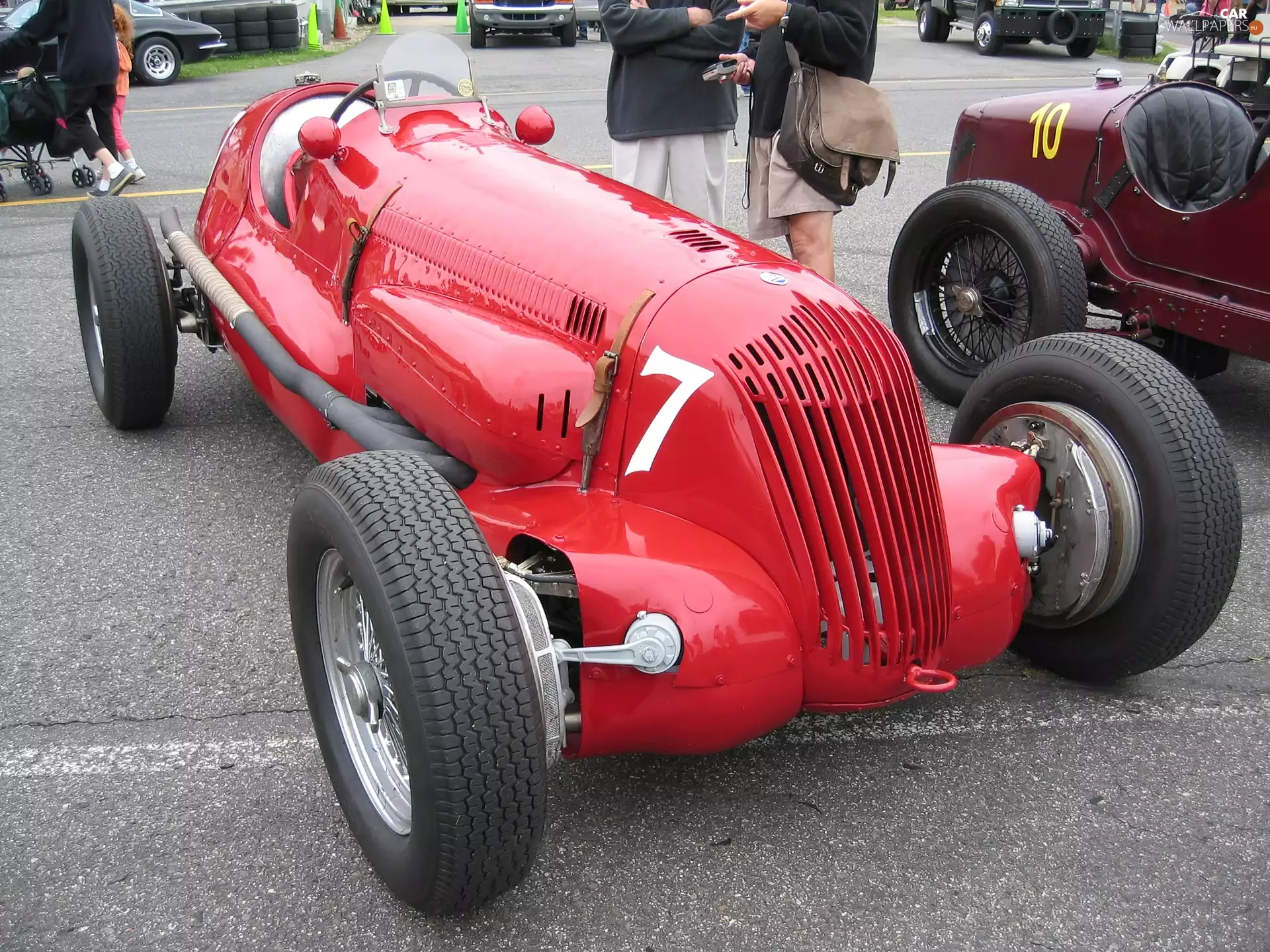Glass, maserati, wheel