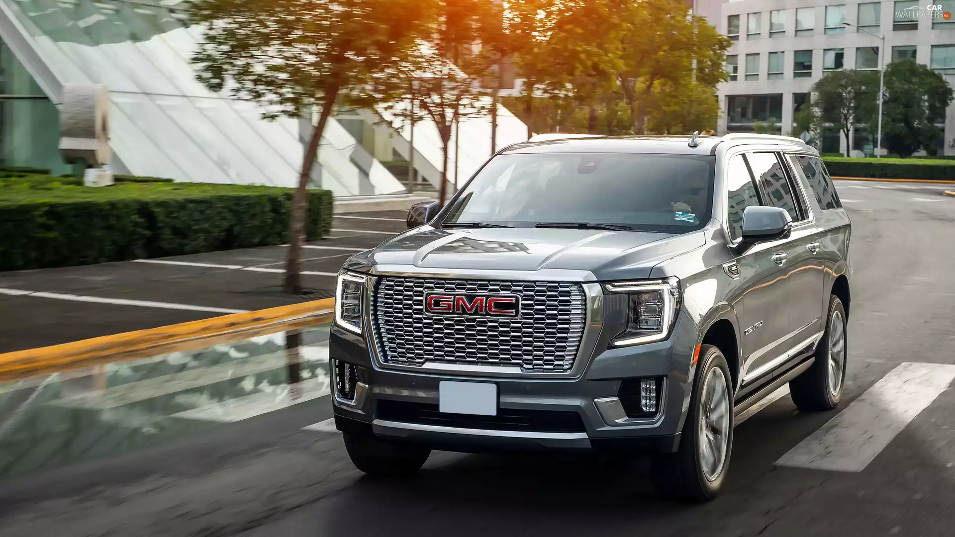 Front, GMC Yukon Denali, Silver