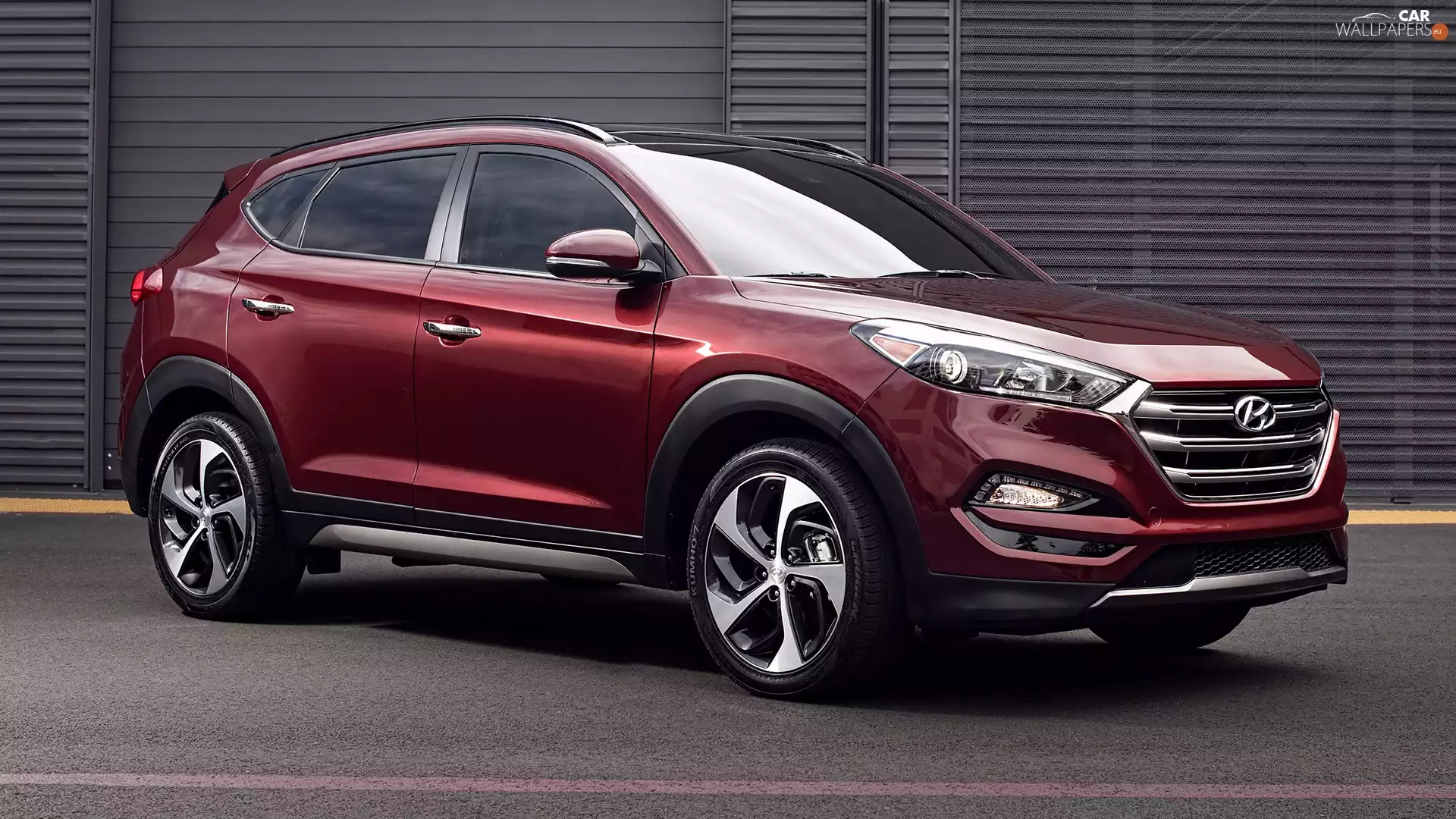 Hyundai Tucson, side