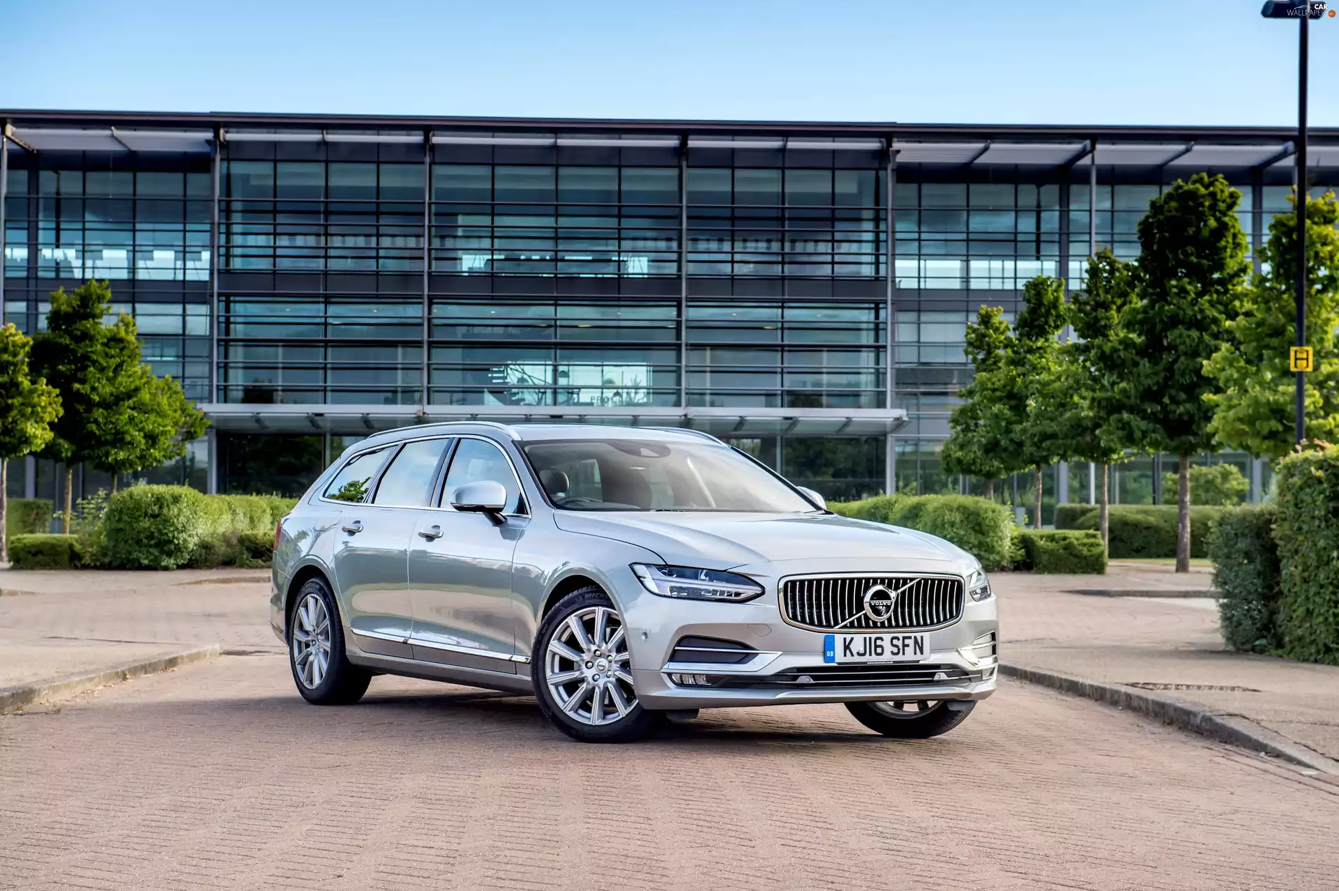 Volvo V90 D4 Inscription UK-Spec, 2016