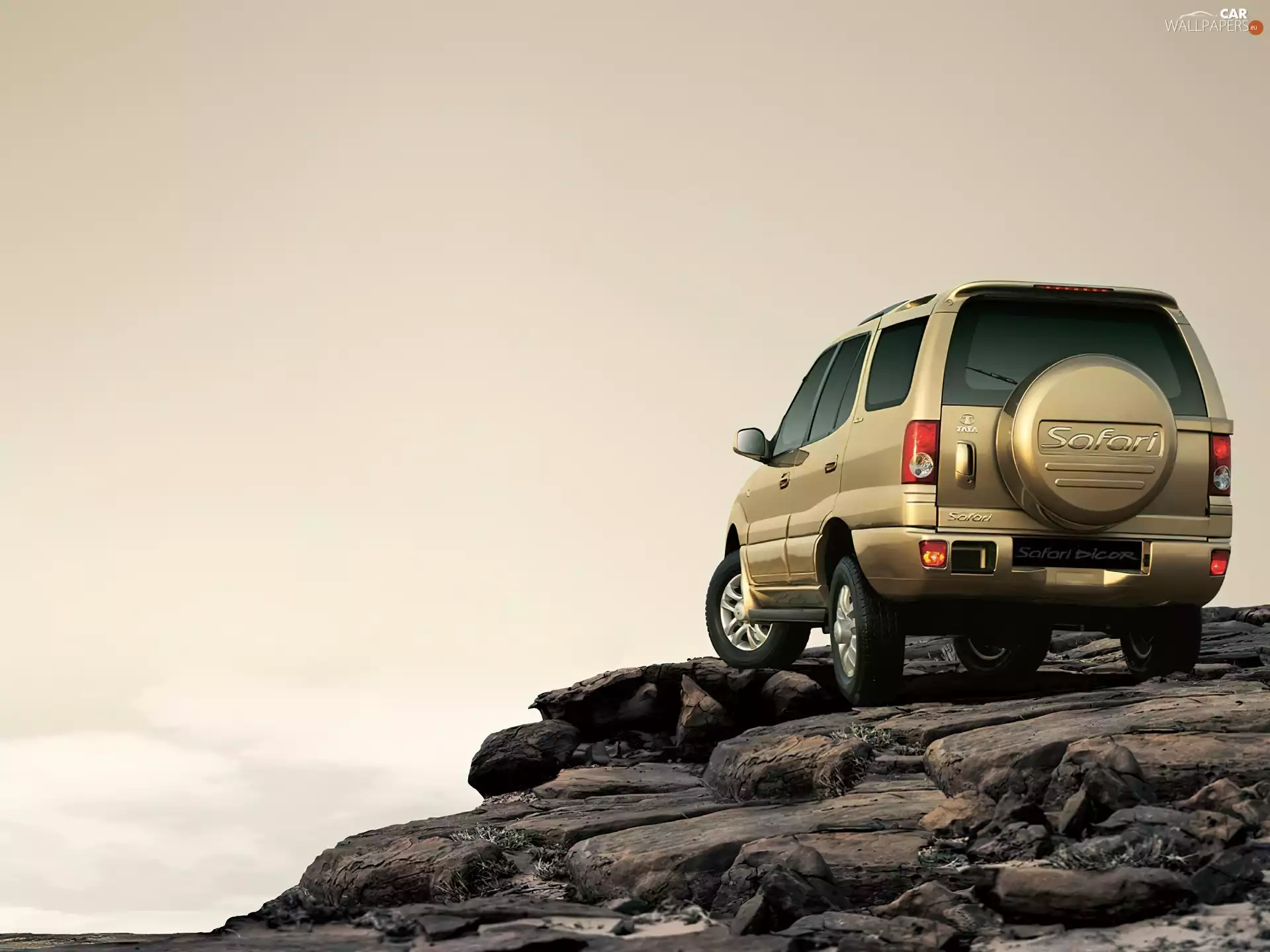 rocks, Tata Safari, Jeep