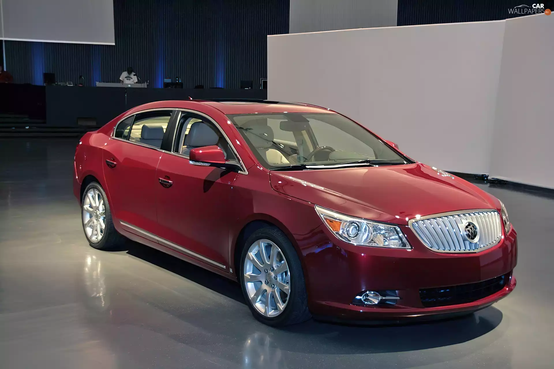 saloon, claret, Buick LaCrosse