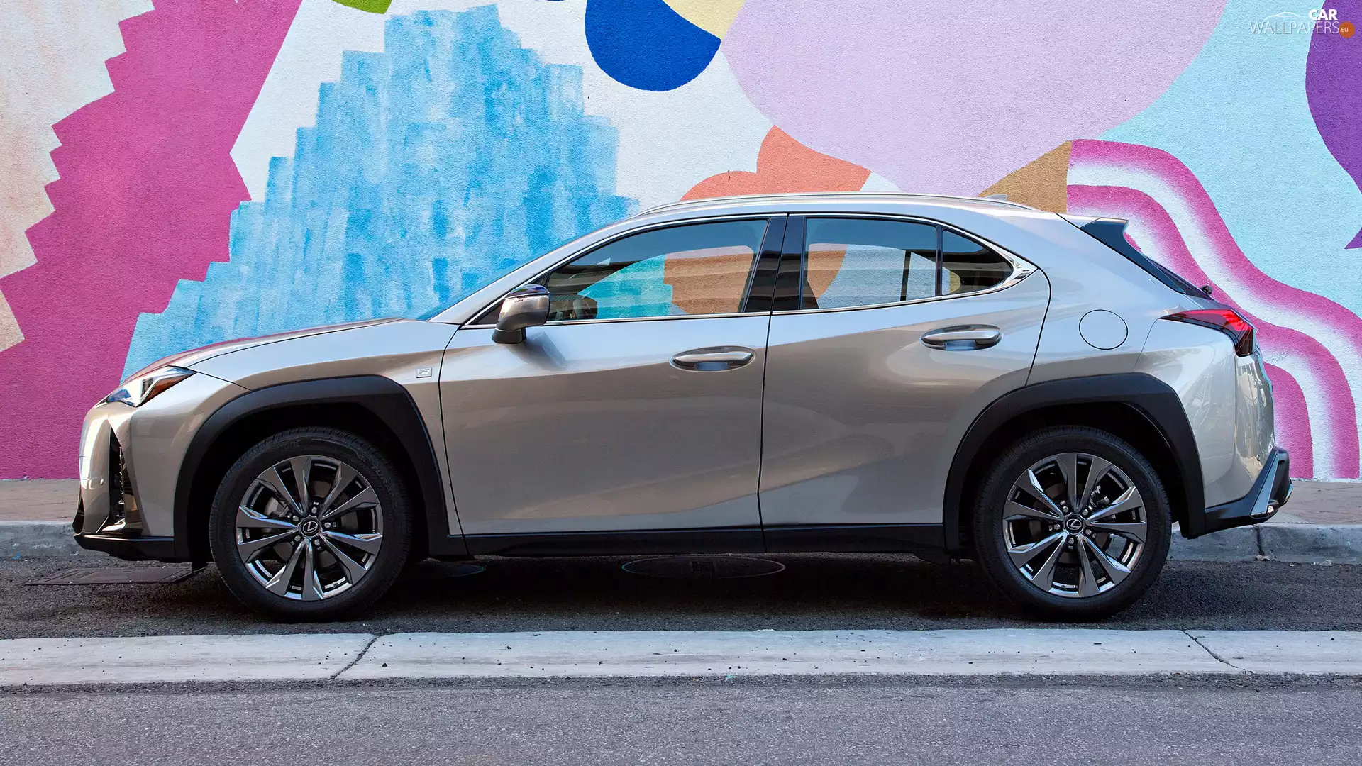 Lexus UX, side