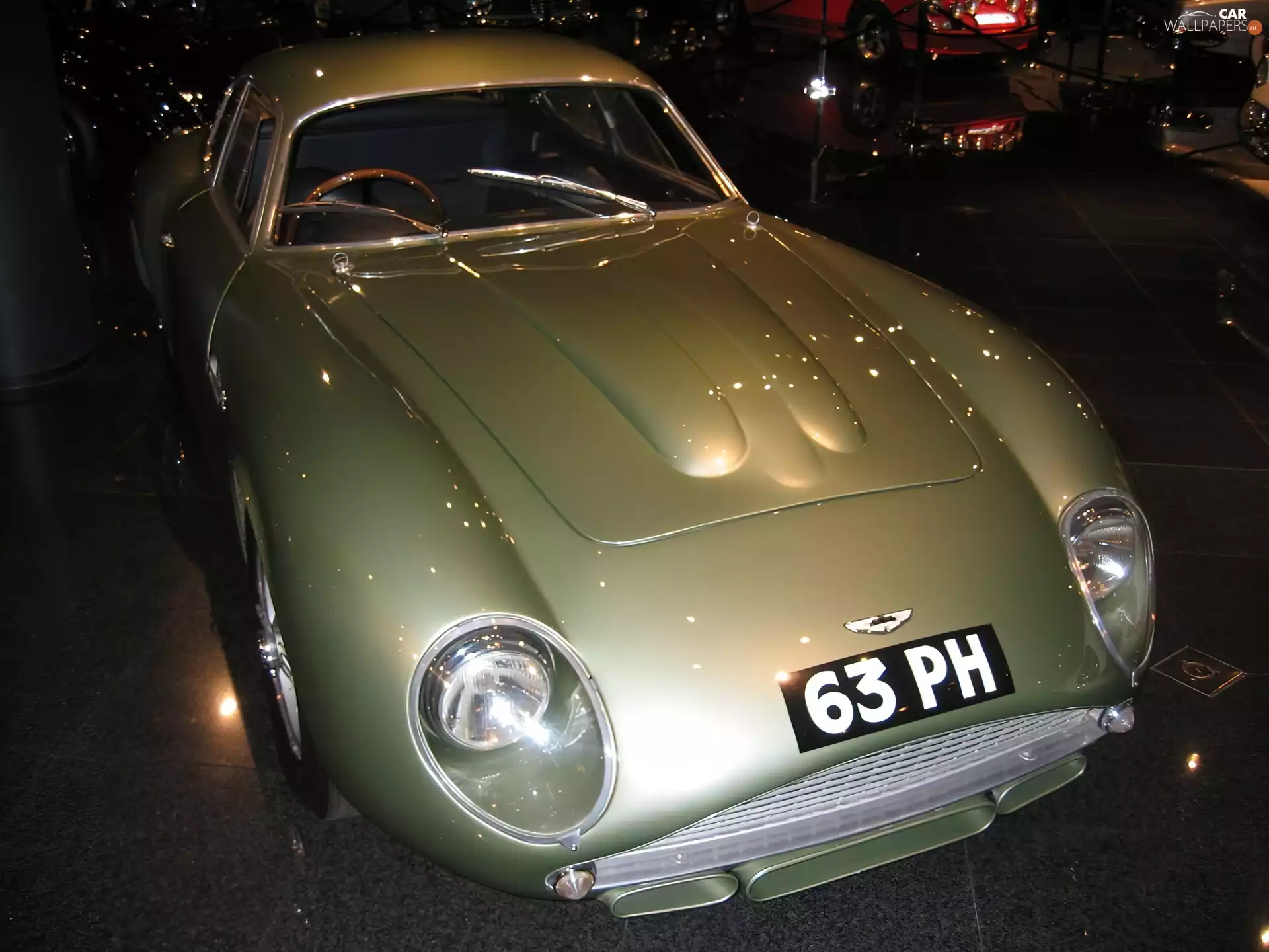 Front, Aston Martin, light