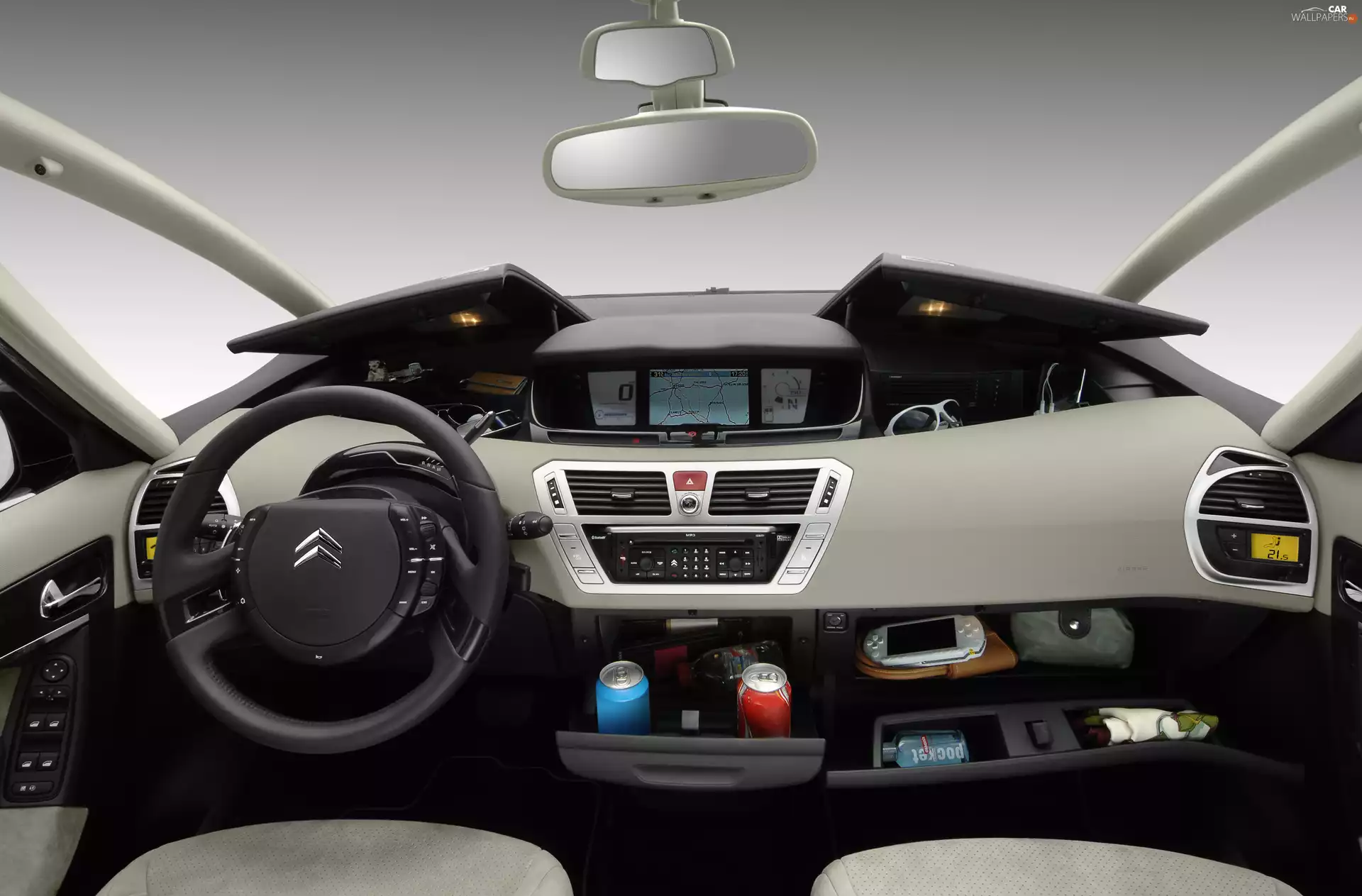 Citroen C4 Picasso, lockers