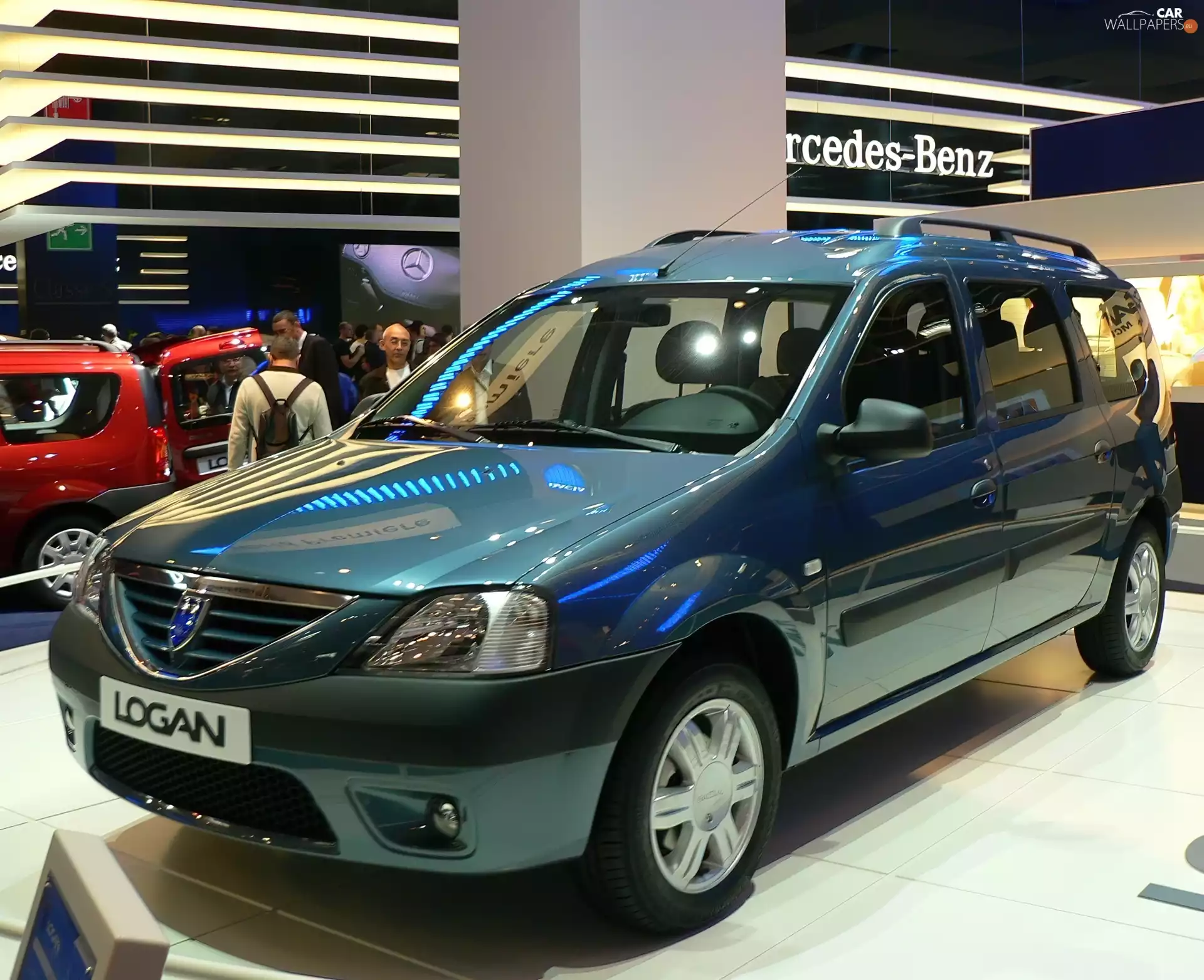 MCV, premiere, Dacia Logan