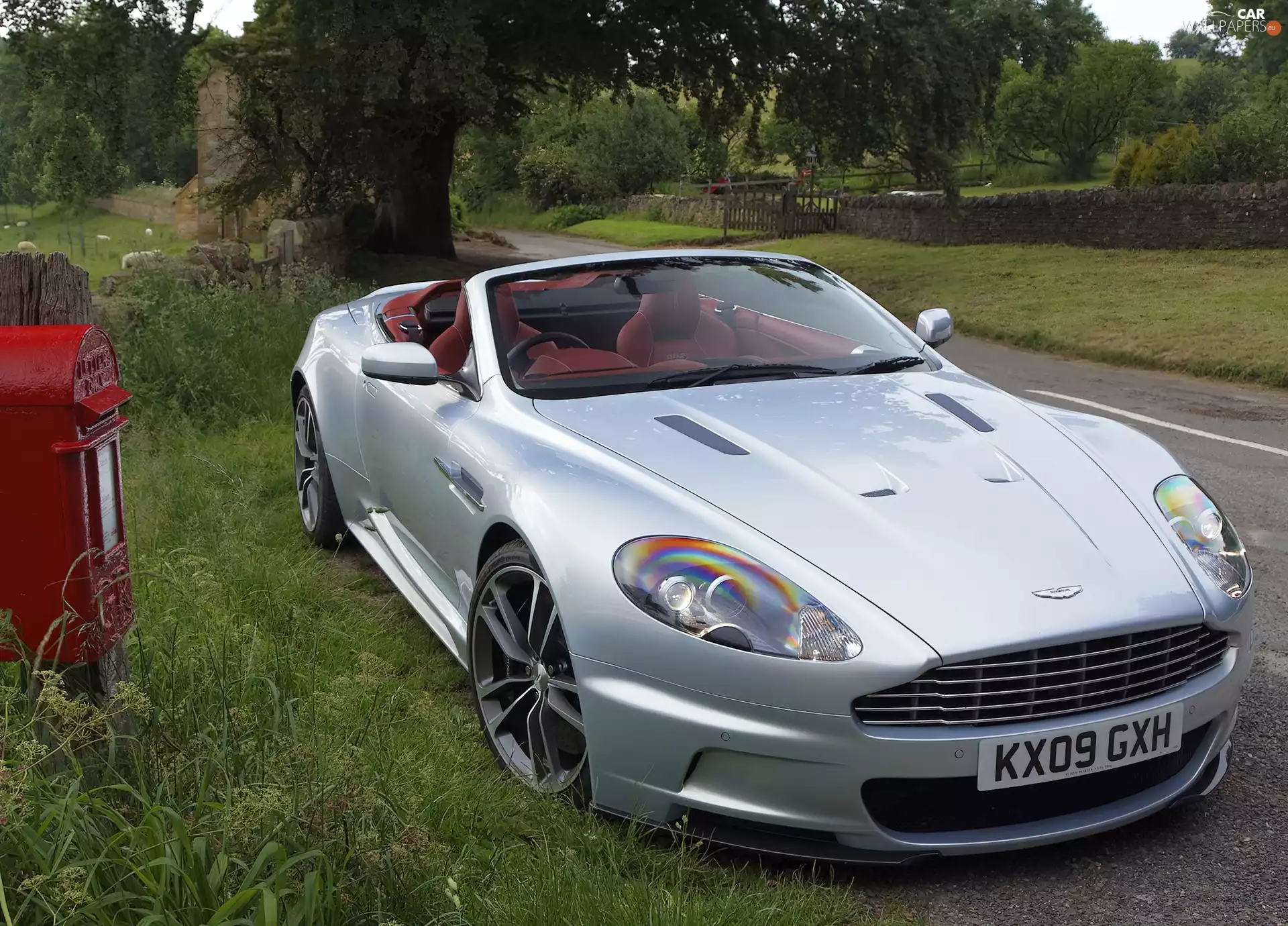 Pane, Front, Aston Martin DBS Volante