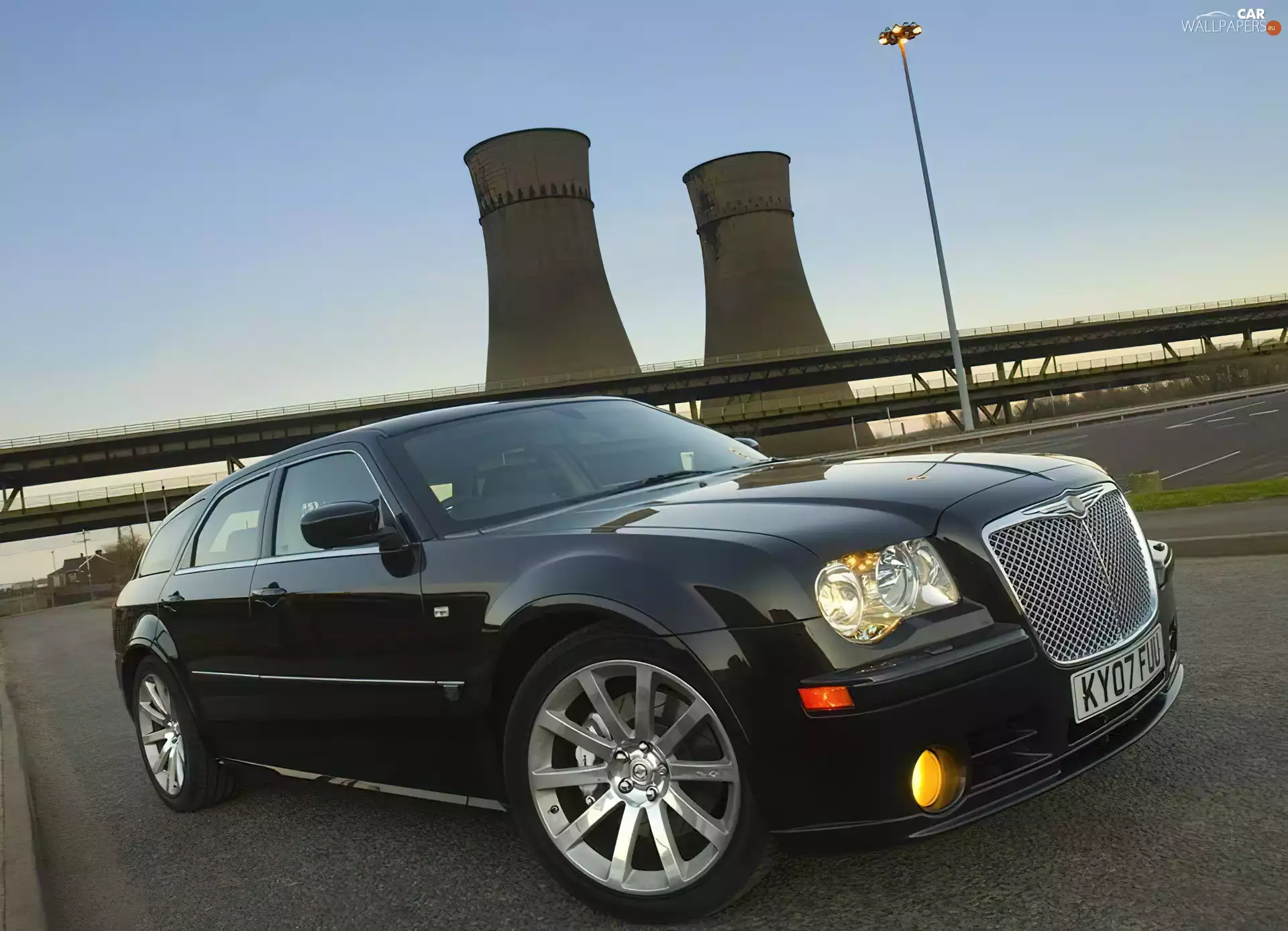 Grill, Chrysler 300C, massive