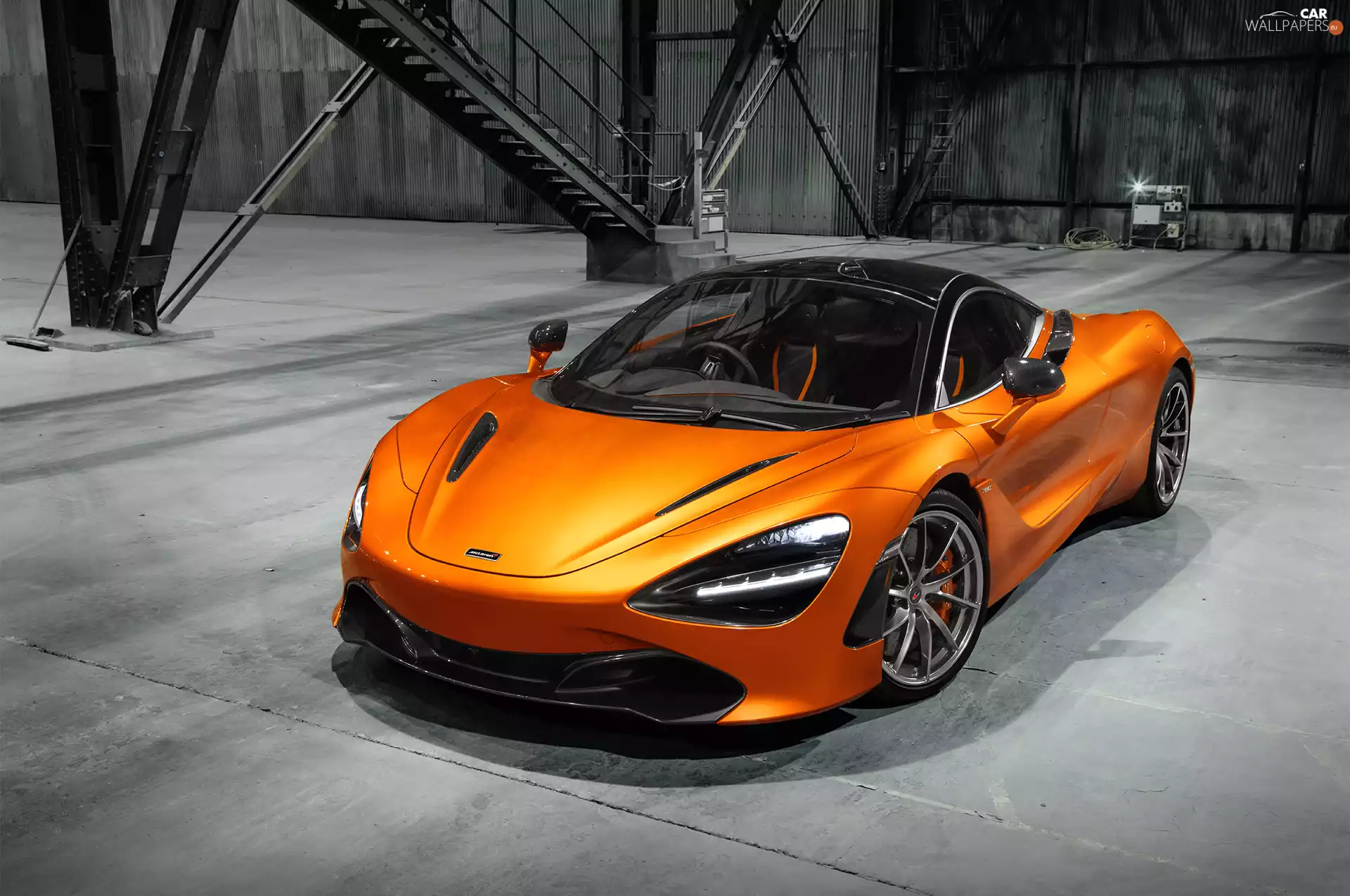 McLaren 720S, Orange