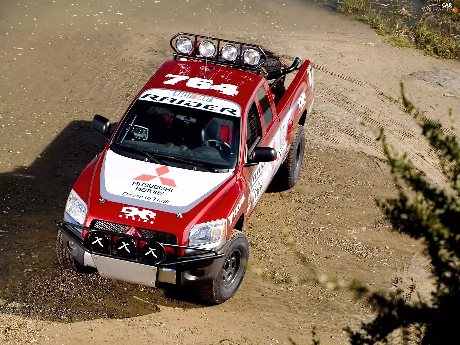 Mitsubishi Baja Raider