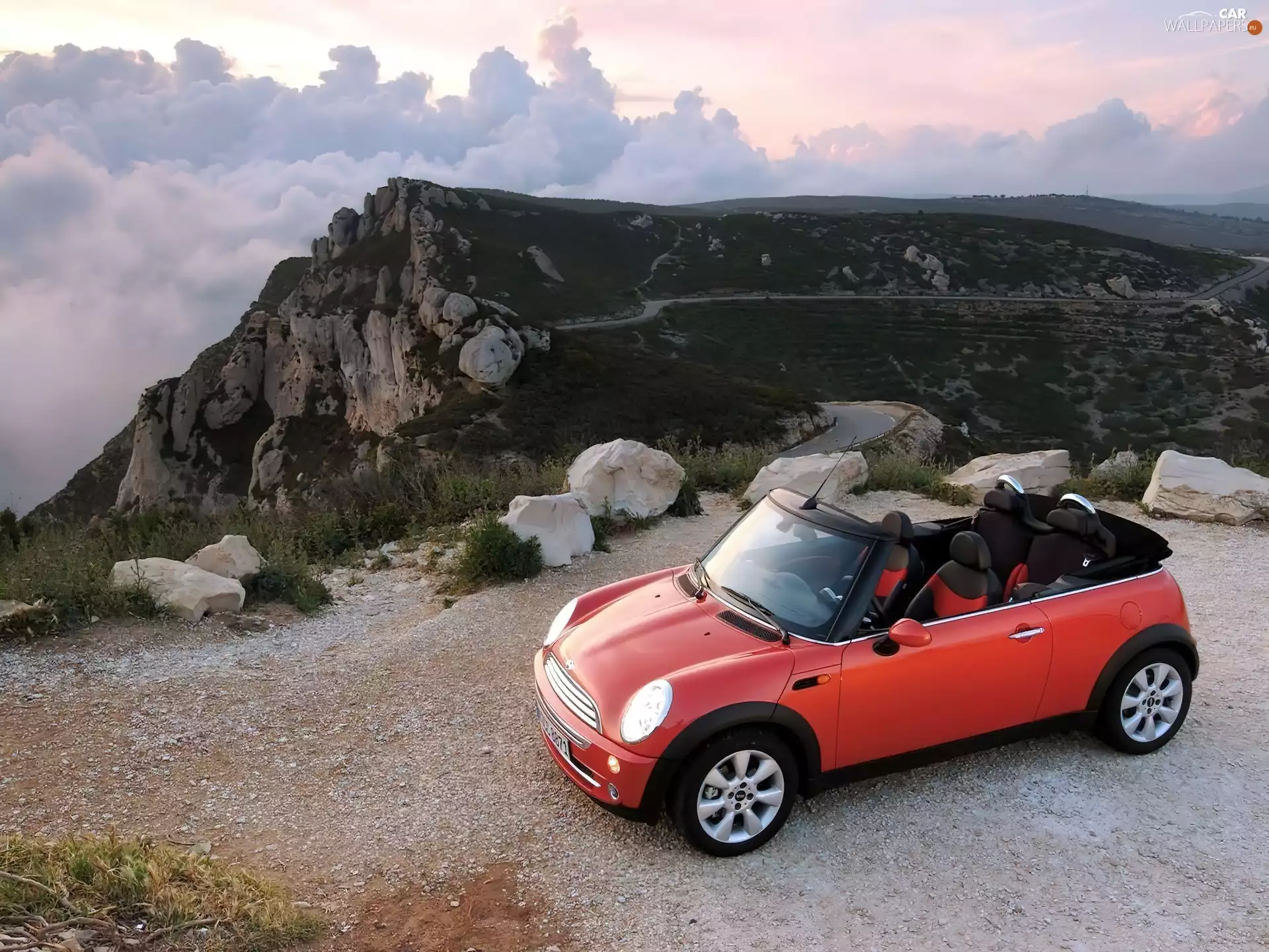 Mini One Cabrio, Mountains