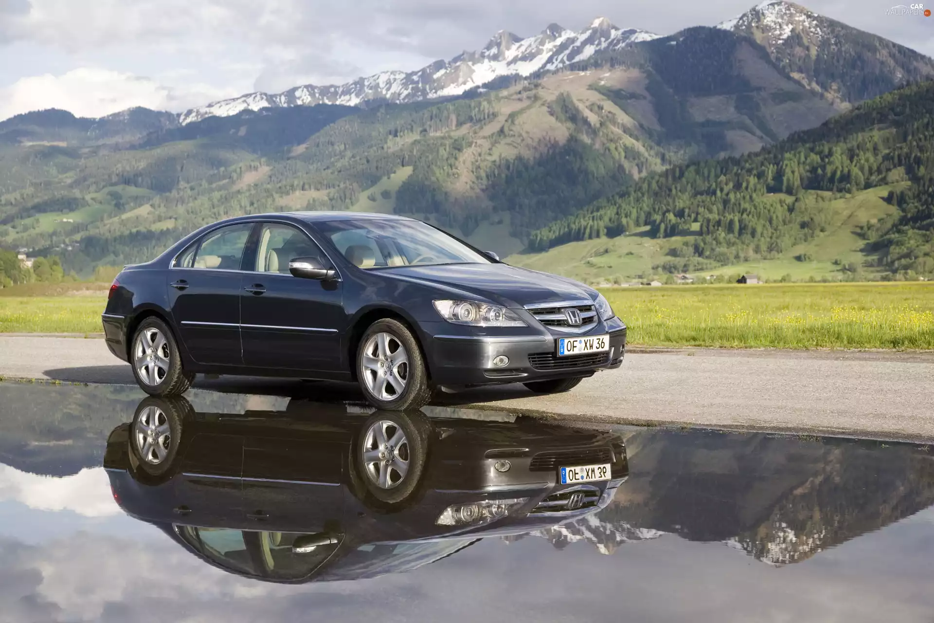 puddle, Honda Legend, Mountains