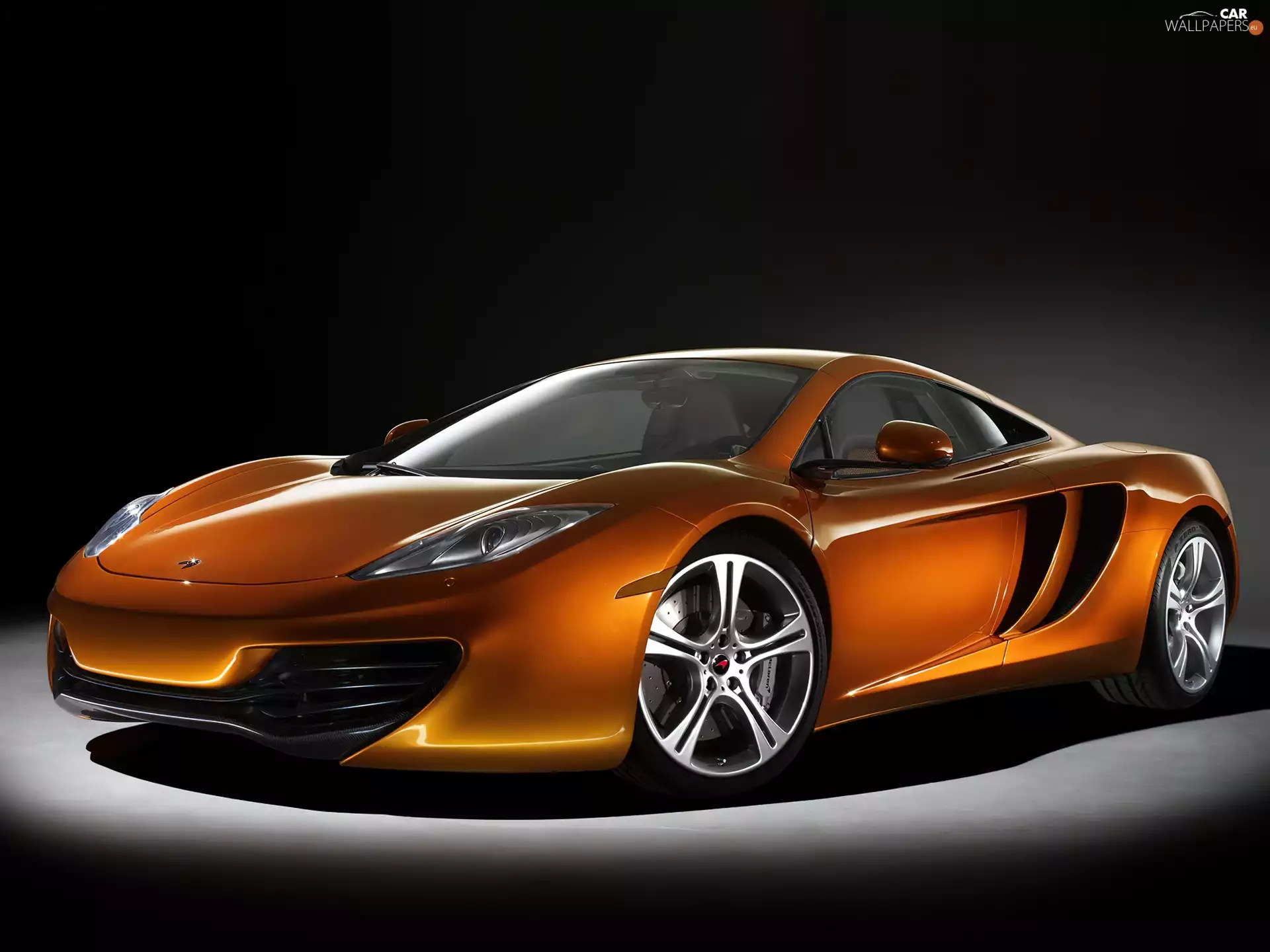 the roof, McLaren MP4-12C, Mirrors