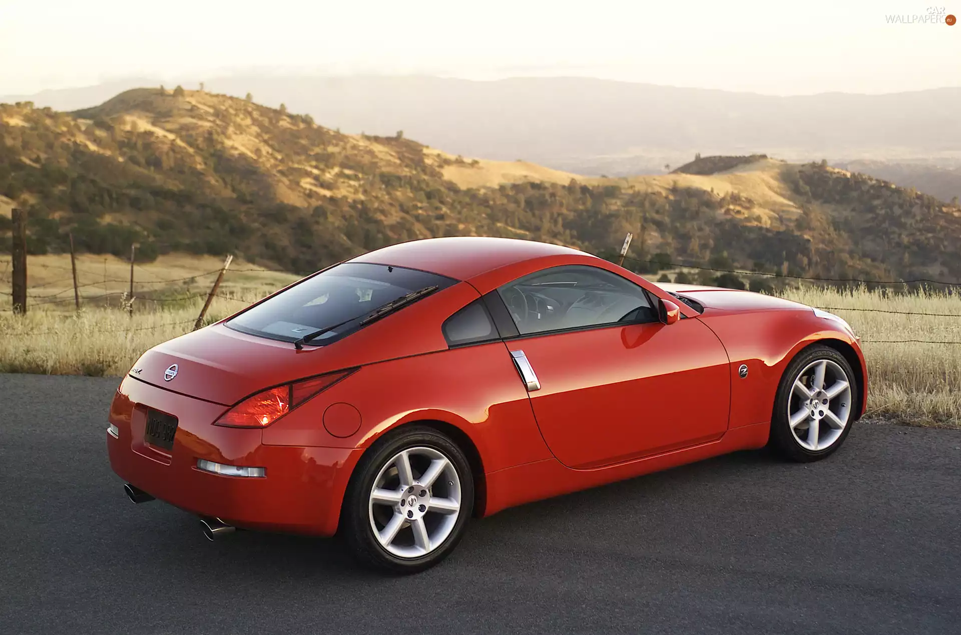Nissan 350Z, Red