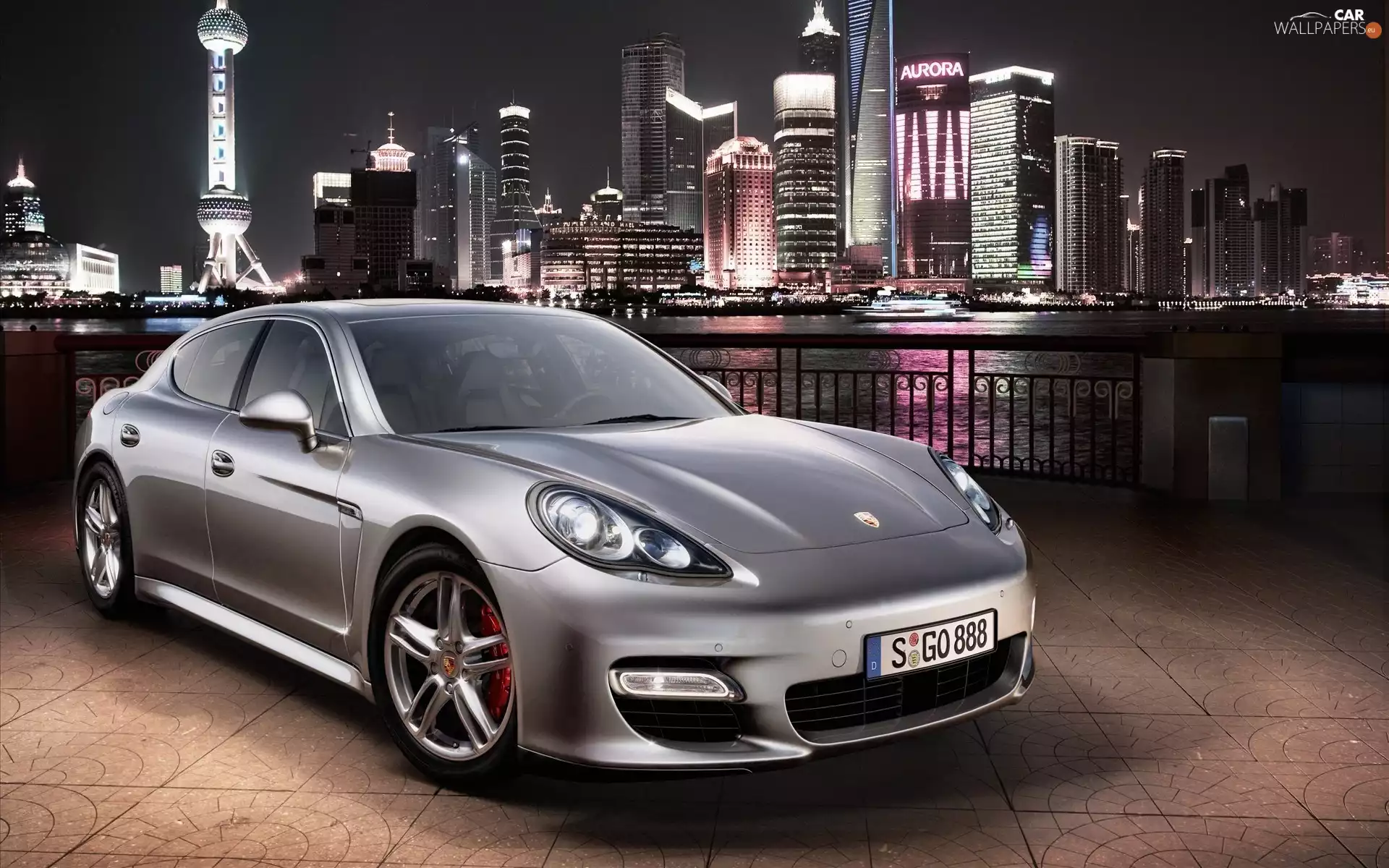 Porsche Panamera, Automobile