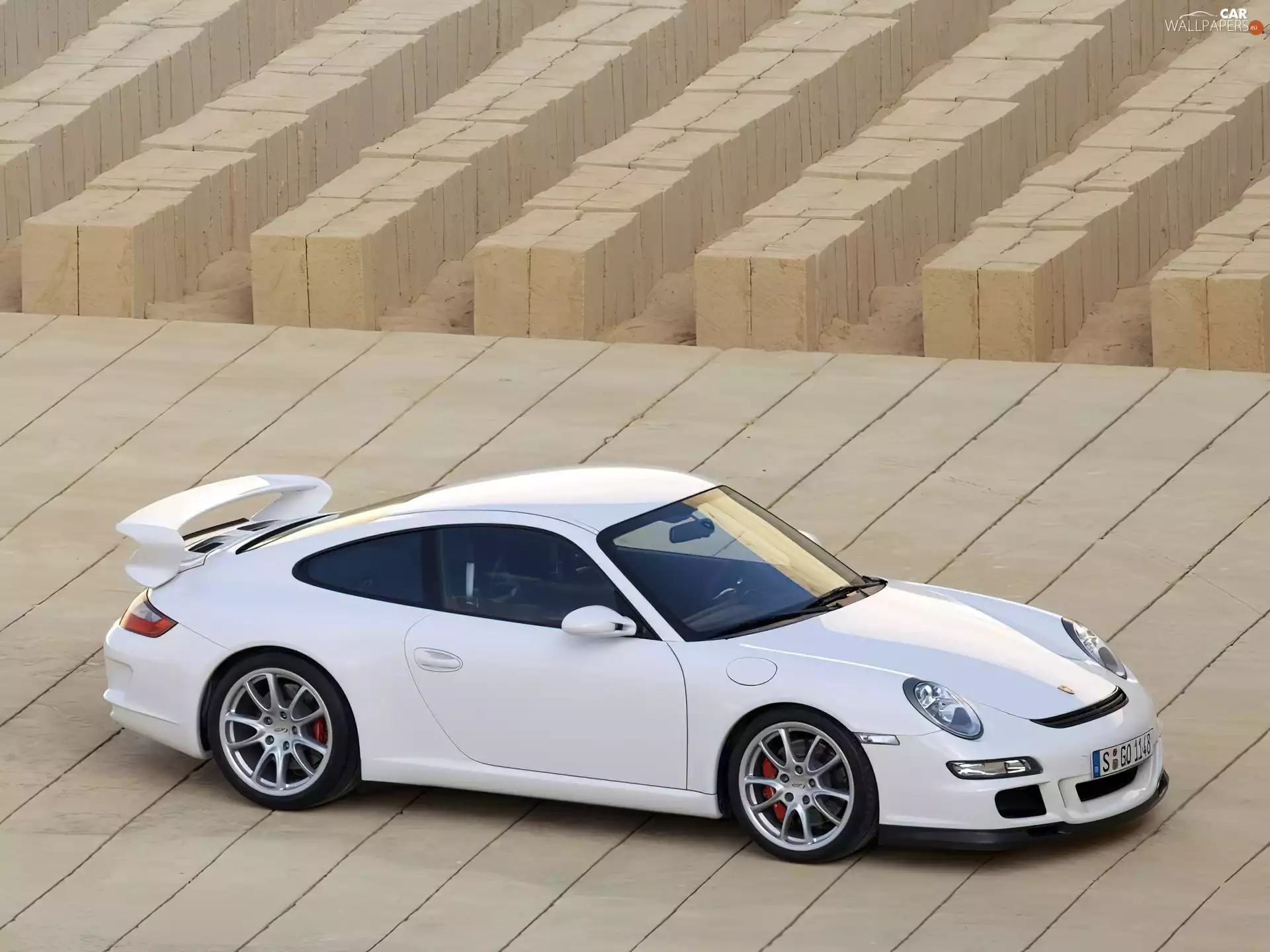 Porsche, Right profile