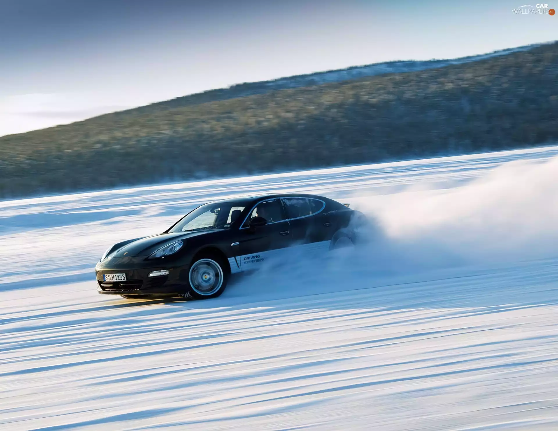Porsche Panamera, snow
