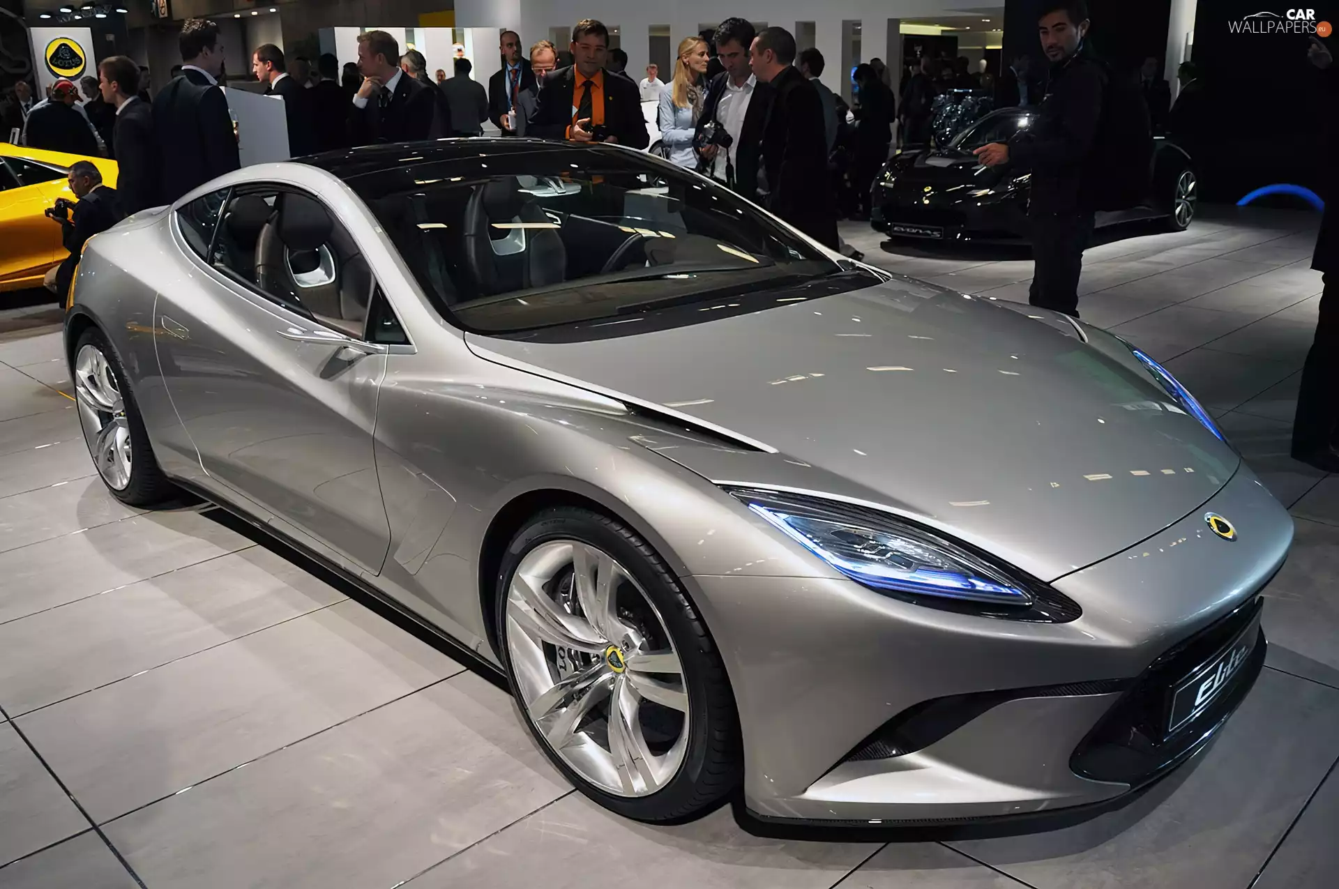 Lotus Elite, World, premiere