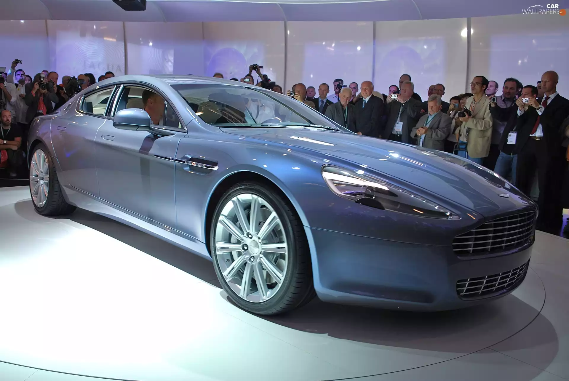 Aston Martin Rapide, presentation
