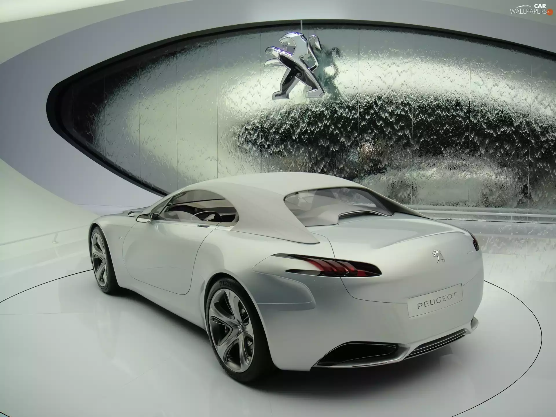 presentation, Peugeot SR1