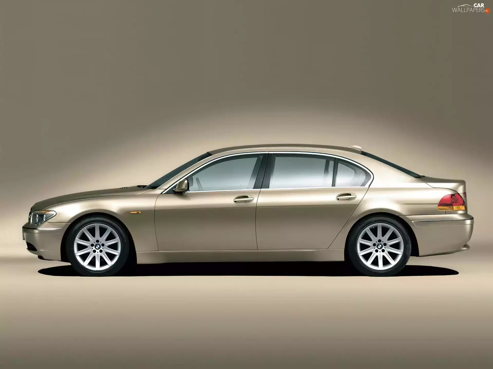 BMW 7, Left Profile