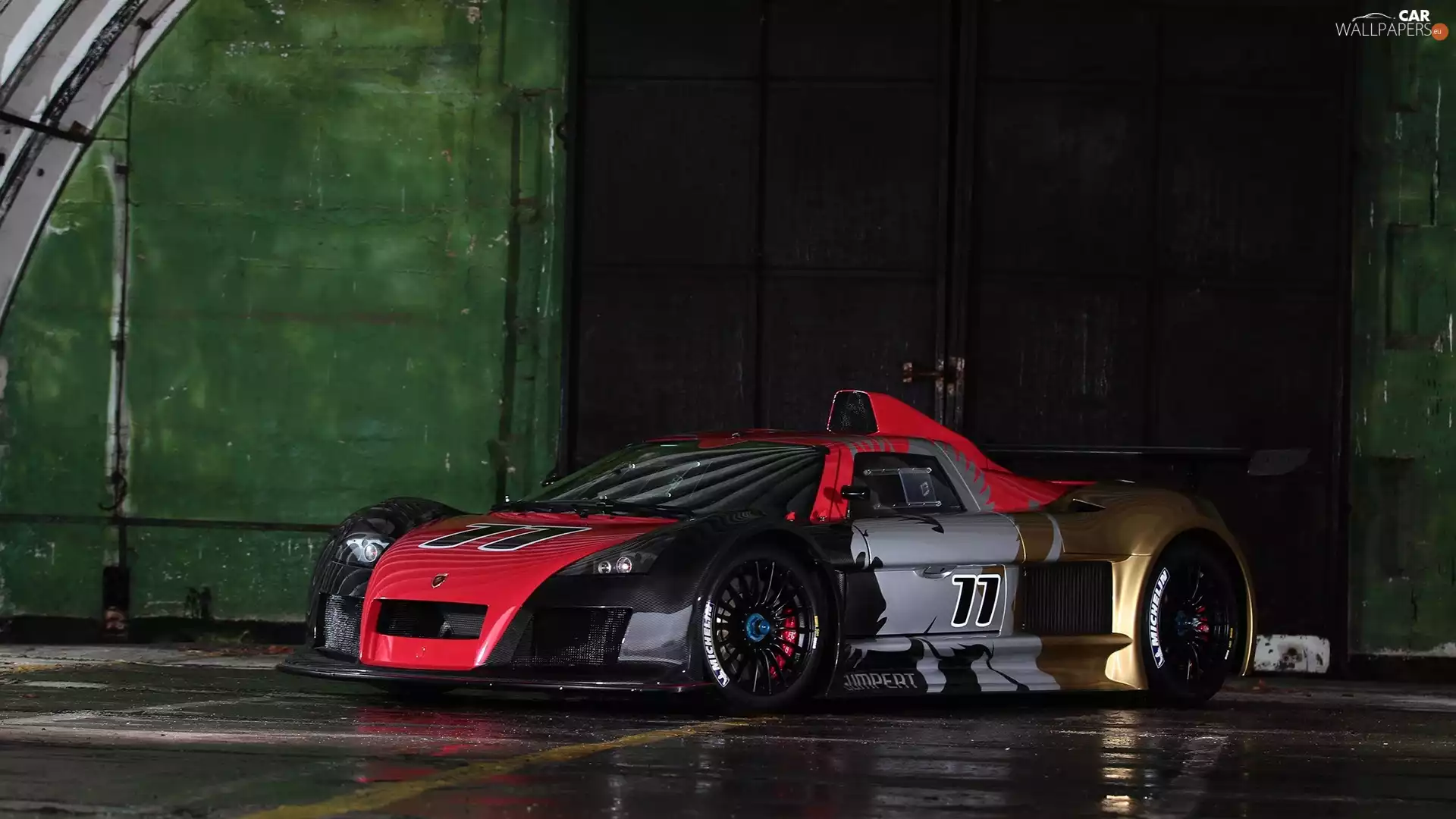R, Gumpert, Apollo