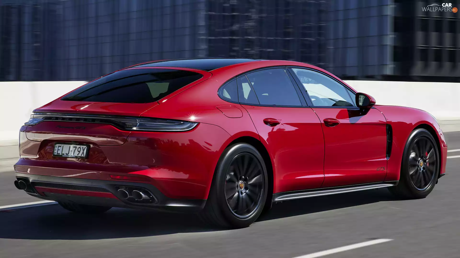 Porsche Panamera GTS, Red