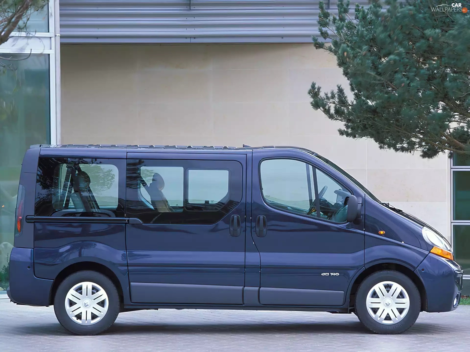 Renault Trafic, blue