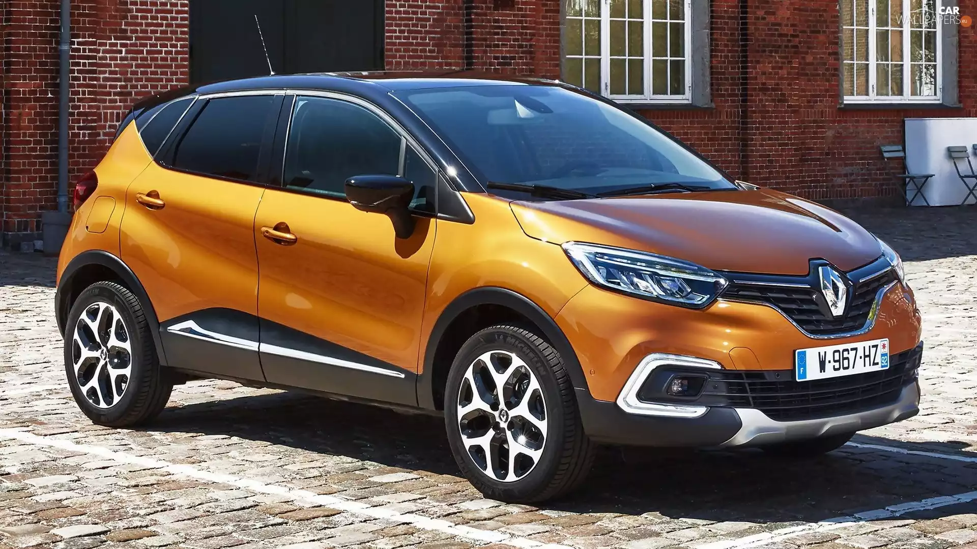 Renault Captur, House
