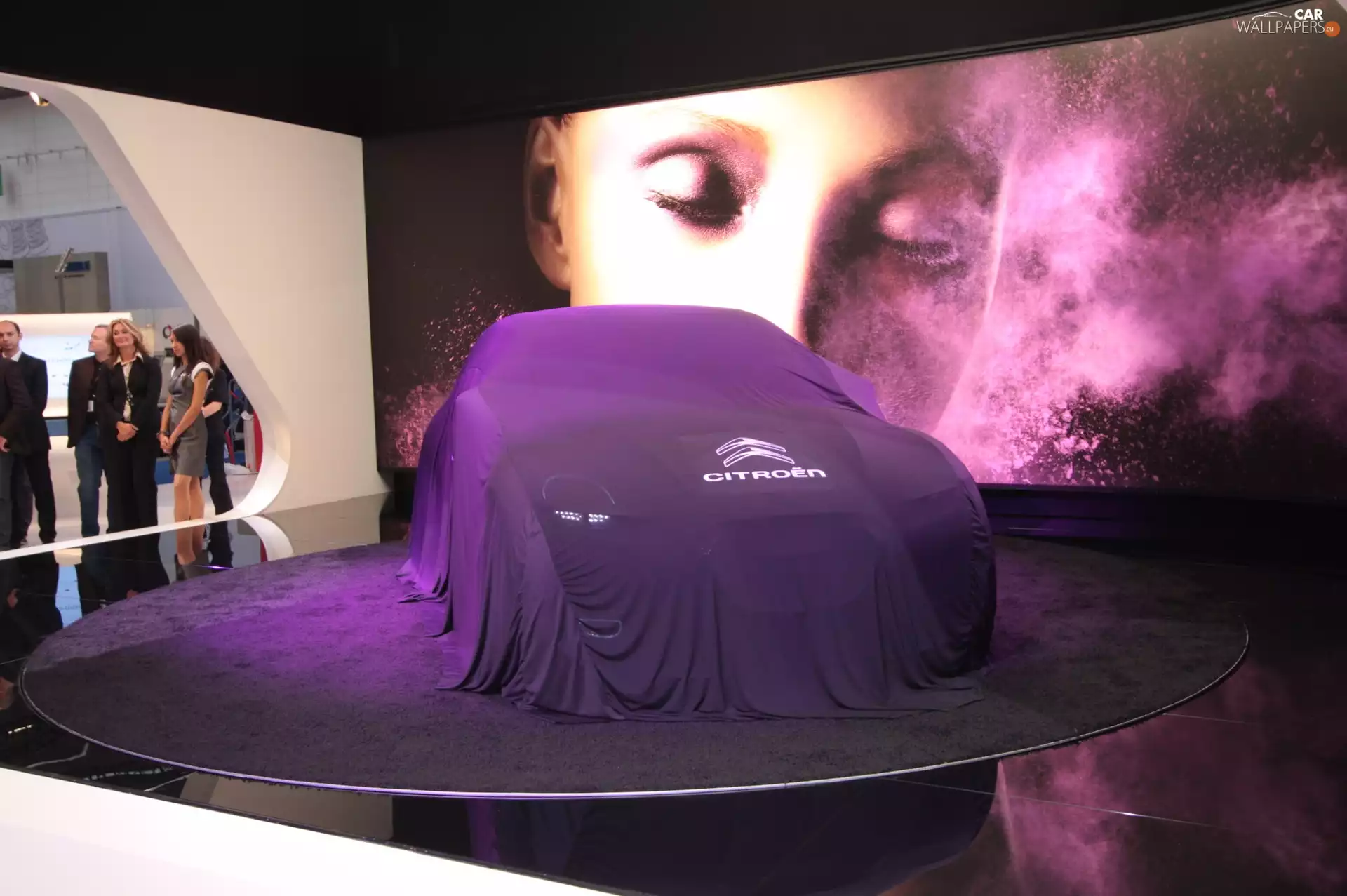 Covered by, Citroen Revolte