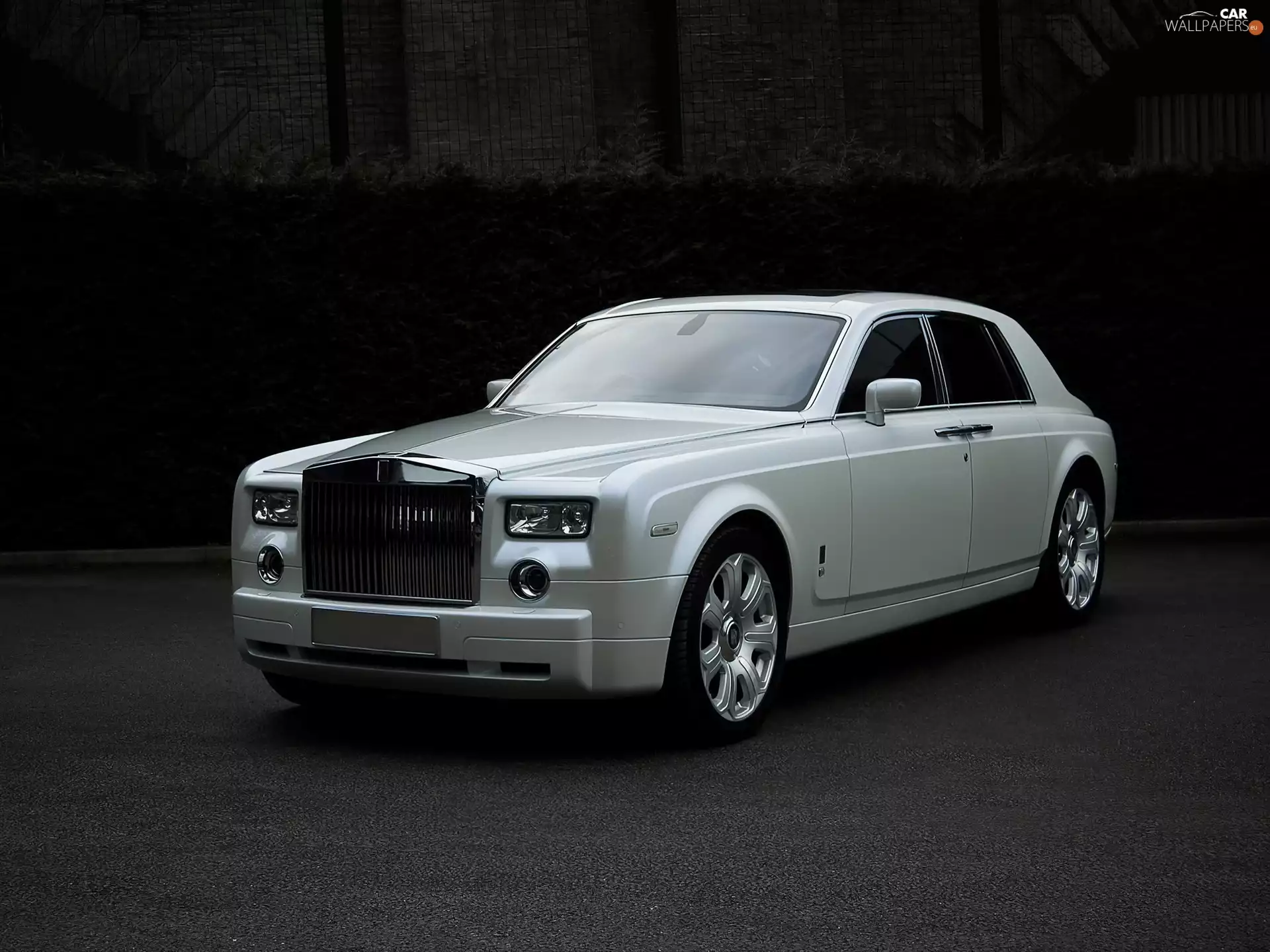 bumper, Rolls-Royce Phantom, massive