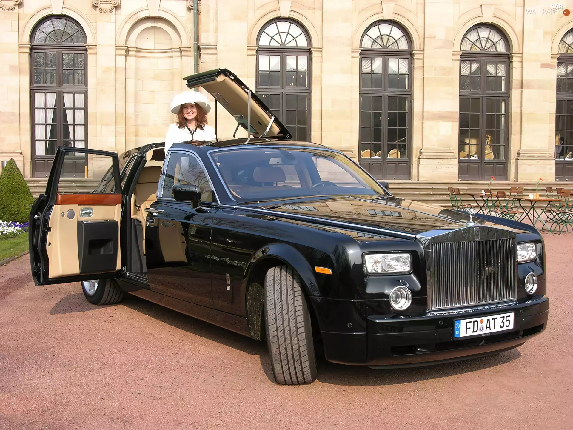 Sunroof, Rolls-Royce Phantom, Women