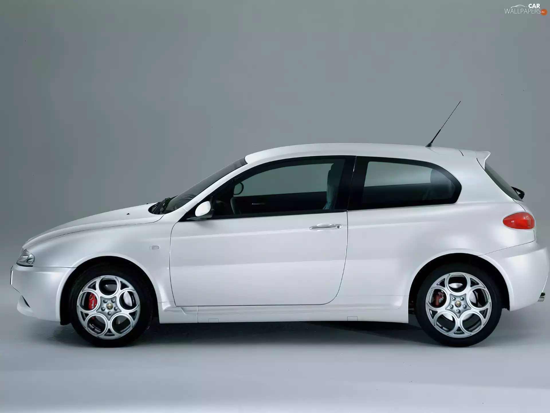 Alfa Romeo 147, Left Profile