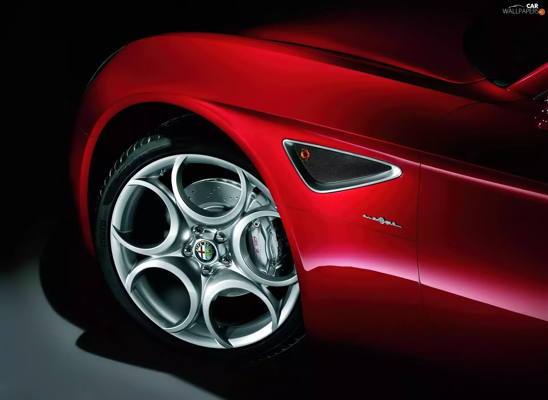 Alfa Romeo 8C, alloy wheels