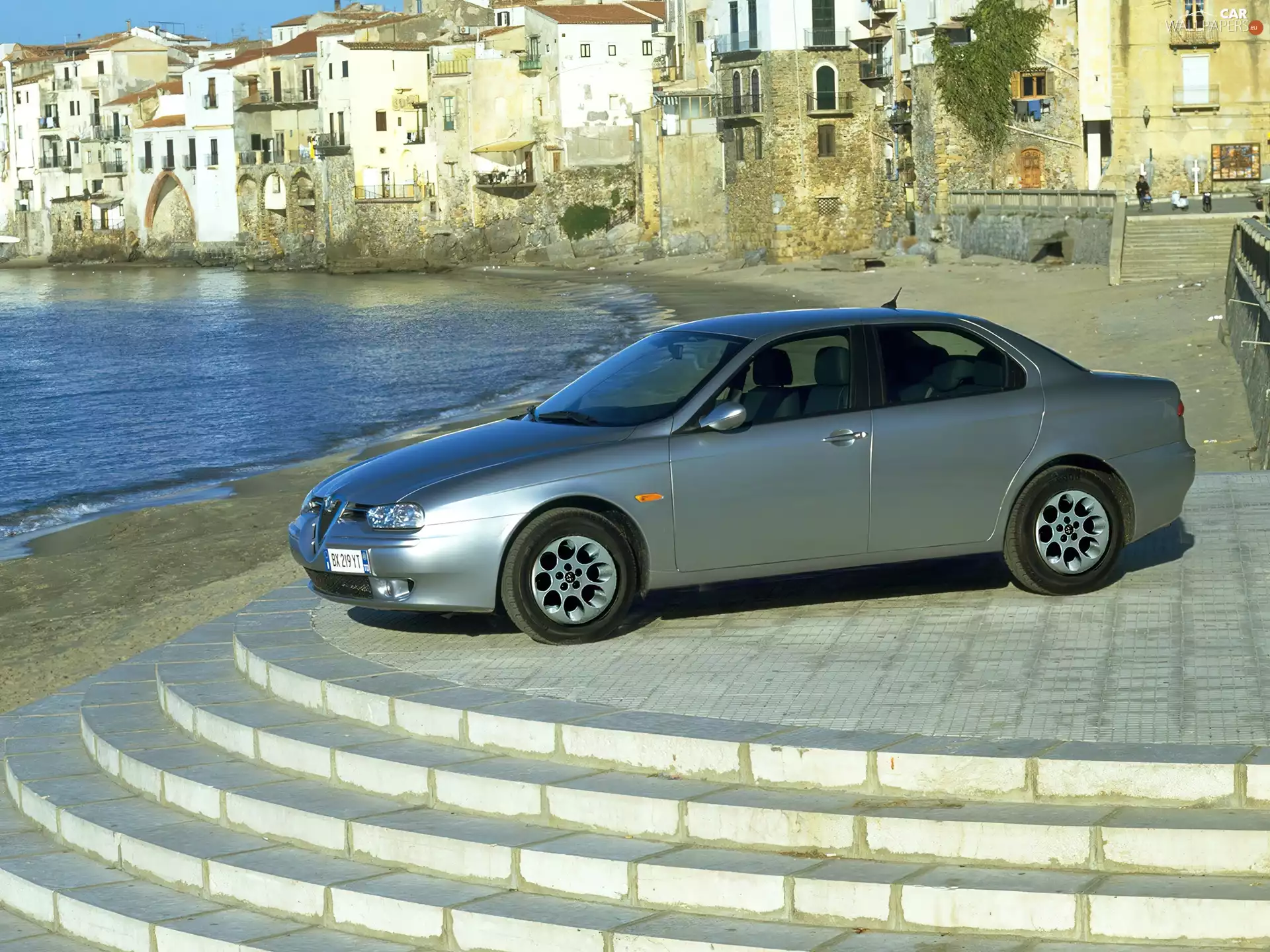 apartment house, Alfa Romeo 156, Beaches