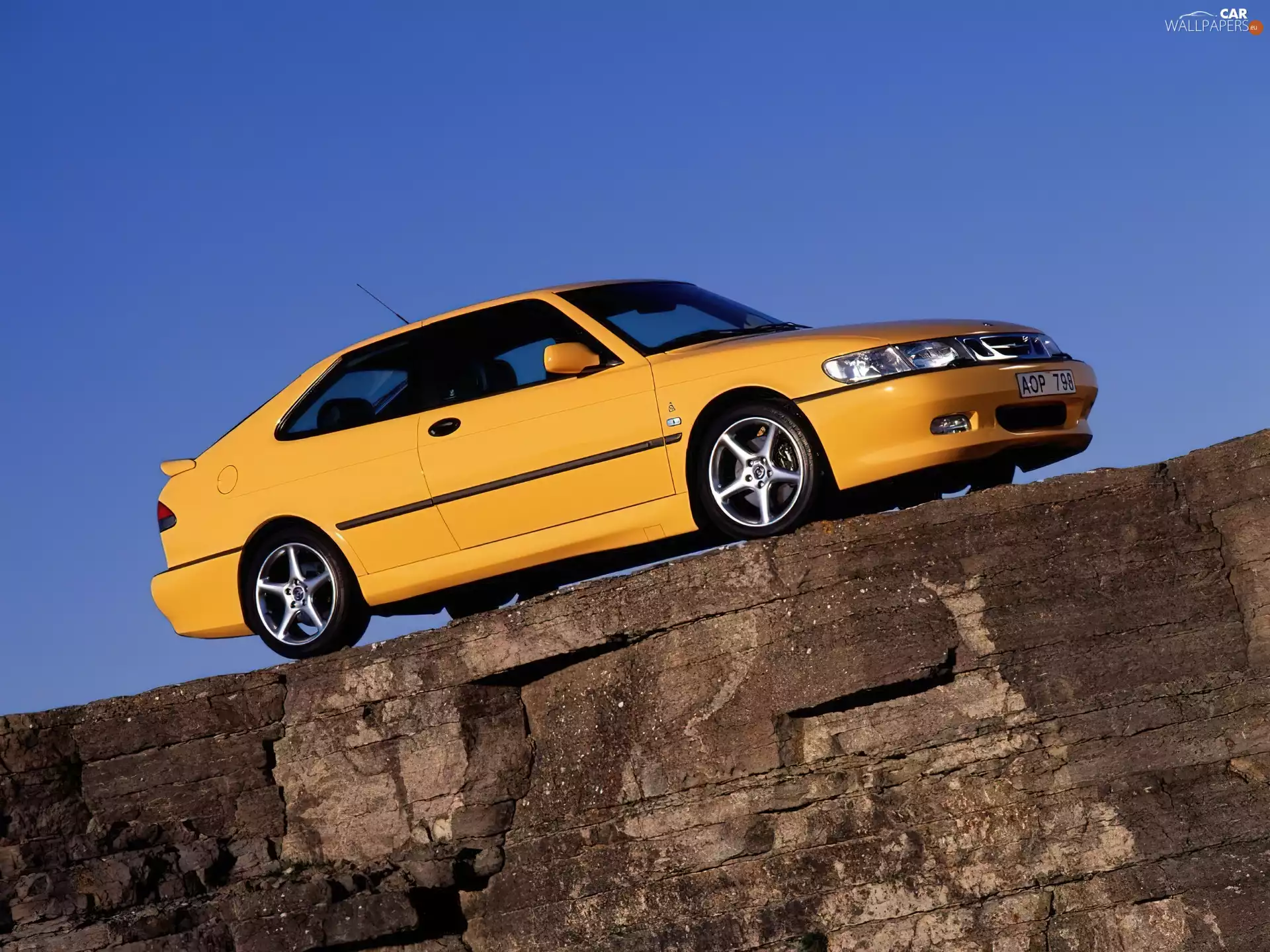 Saab 93, Yellow