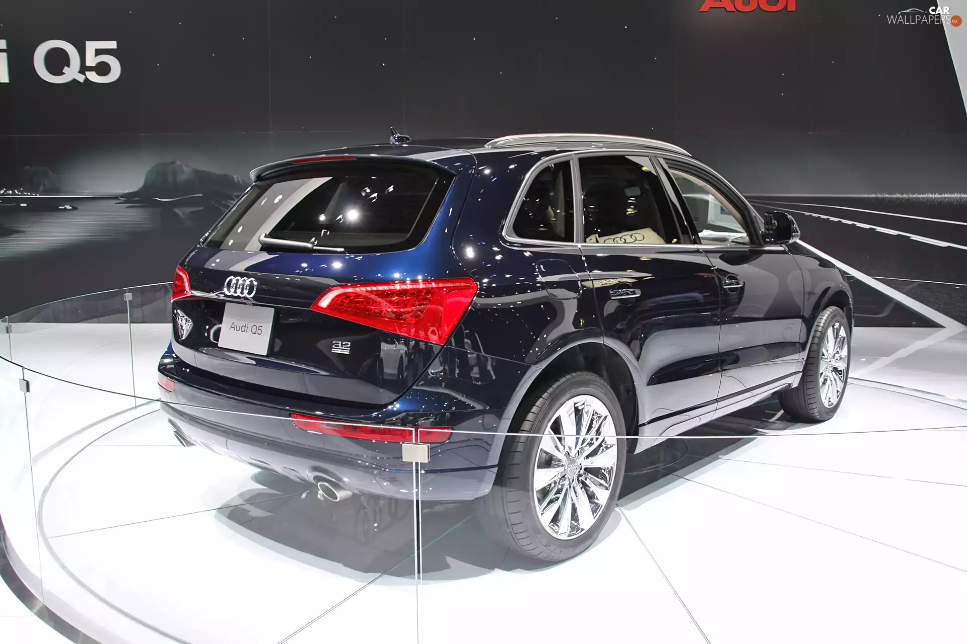 Geneva, Audi Q5, saloon