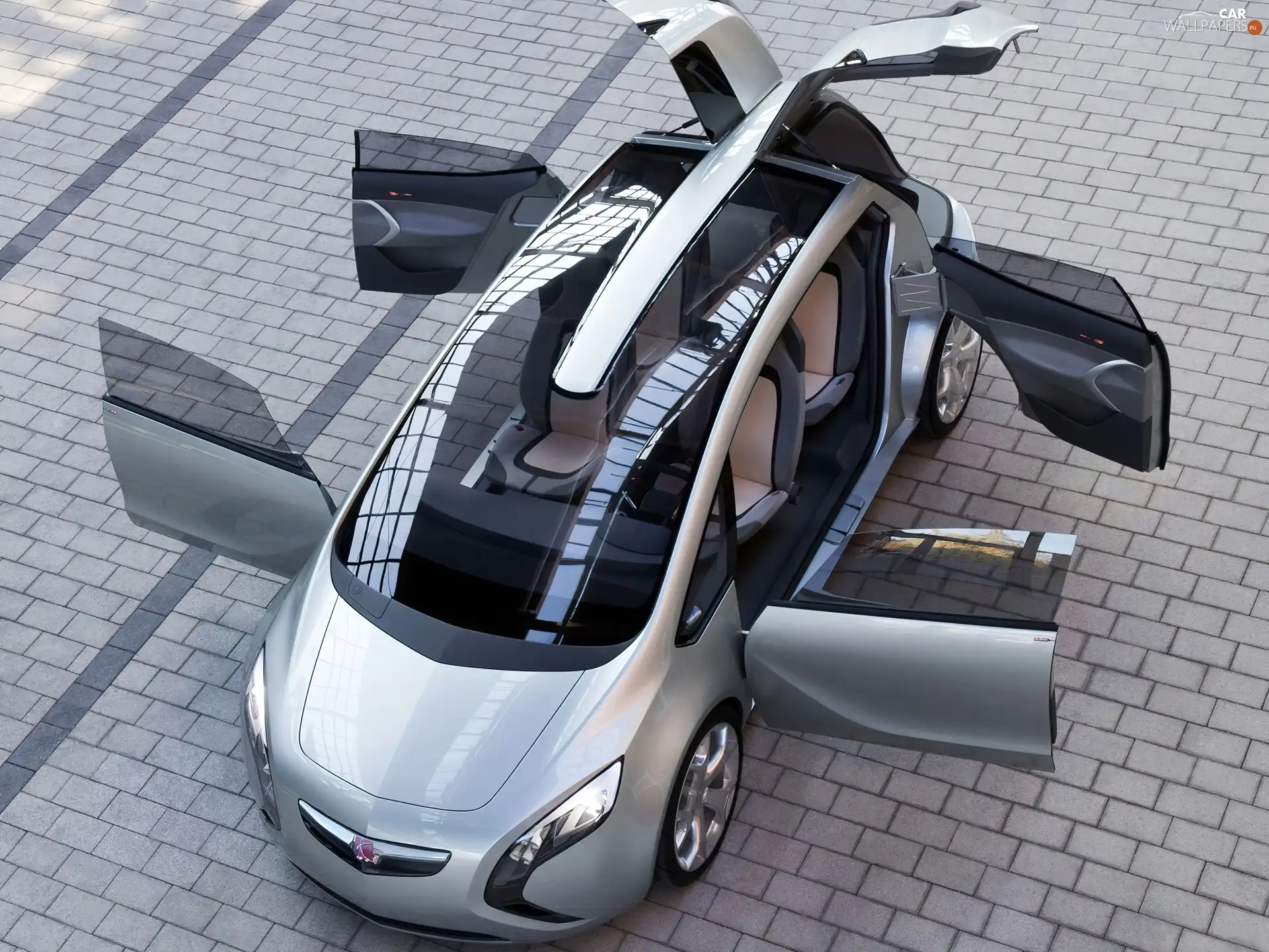 Saturn Flextreme, Doors