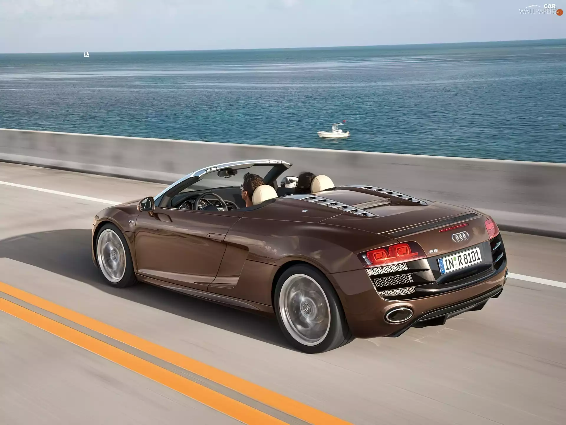 Audi R8 Spyder, sea