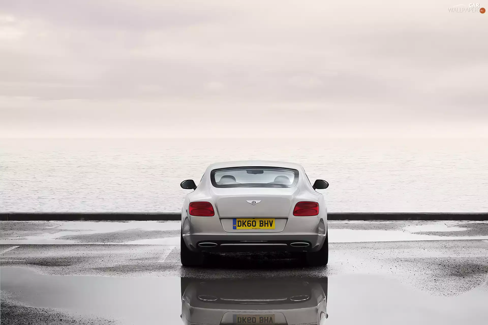 Bentley Continental GT, sea