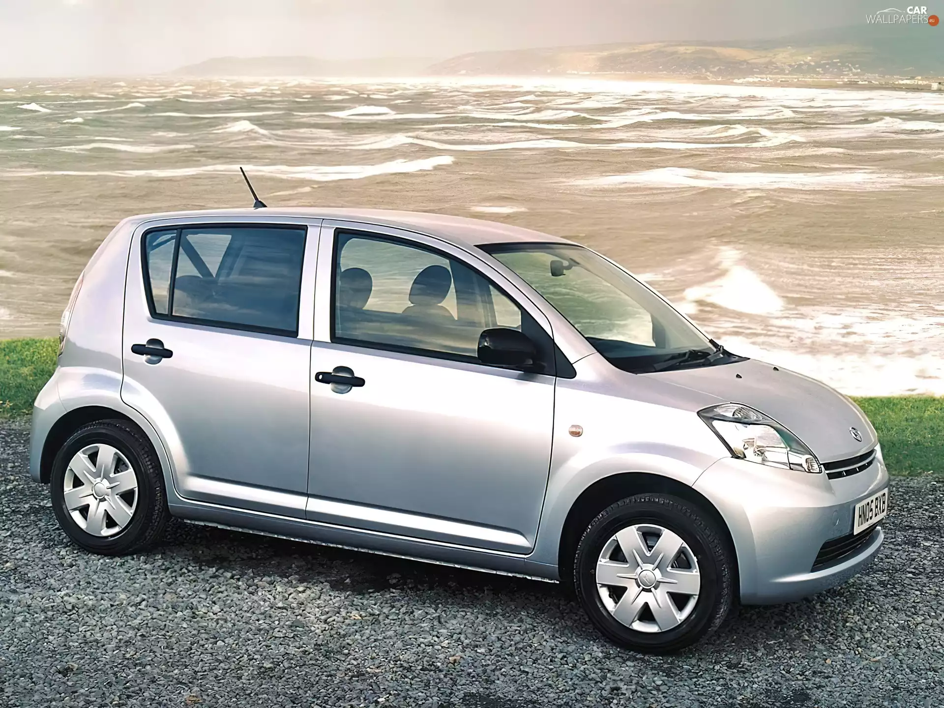 Gulf, Daihatsu Sirion, sea