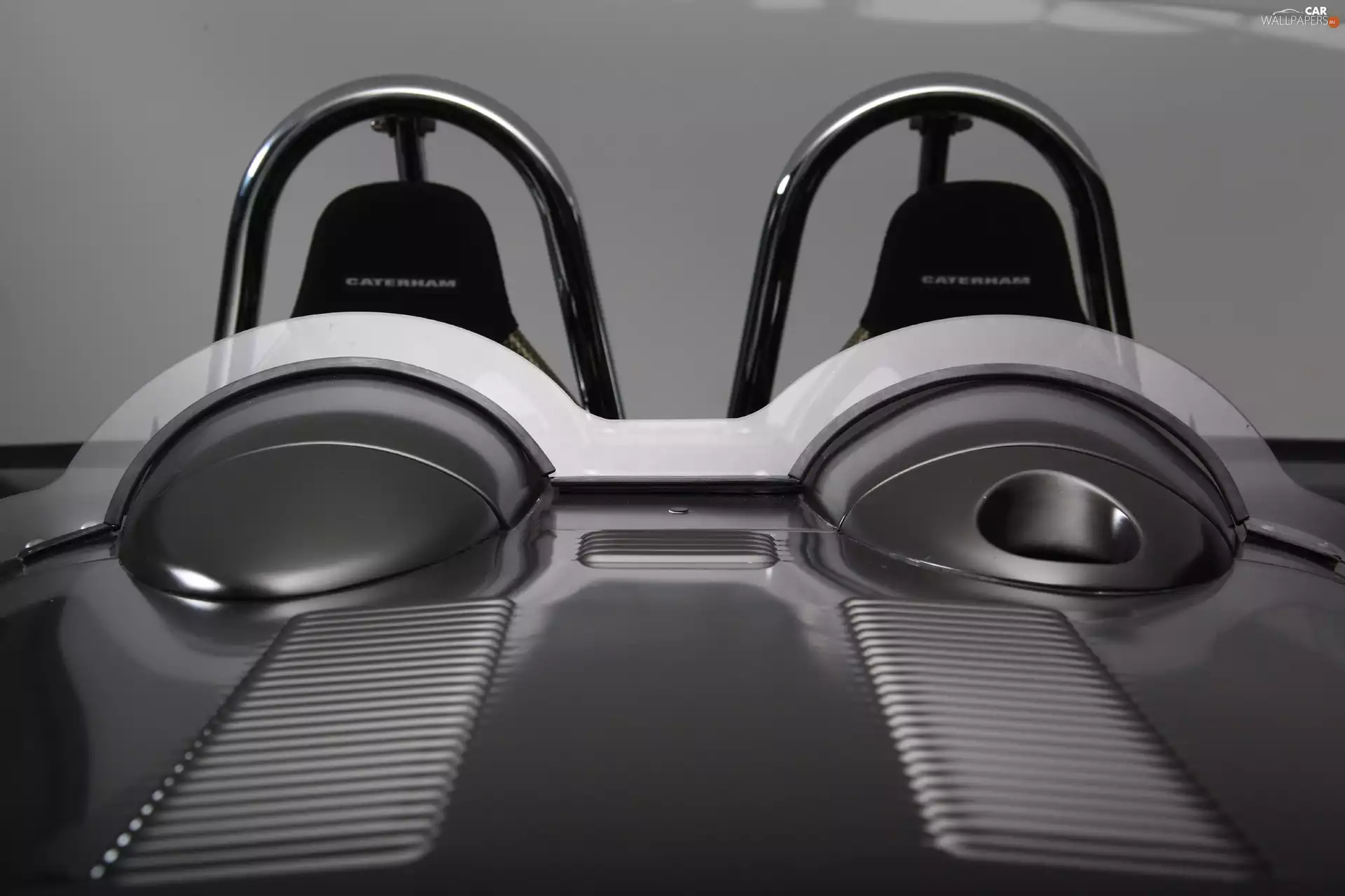 Caterham Series R, seats