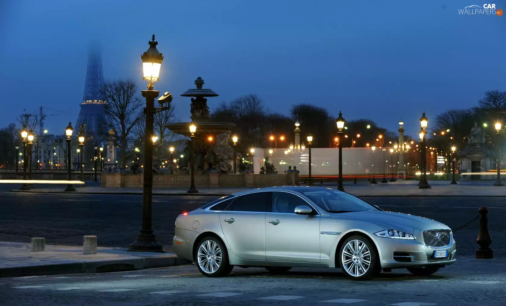 Jaguar XJ, Sport, Sedan