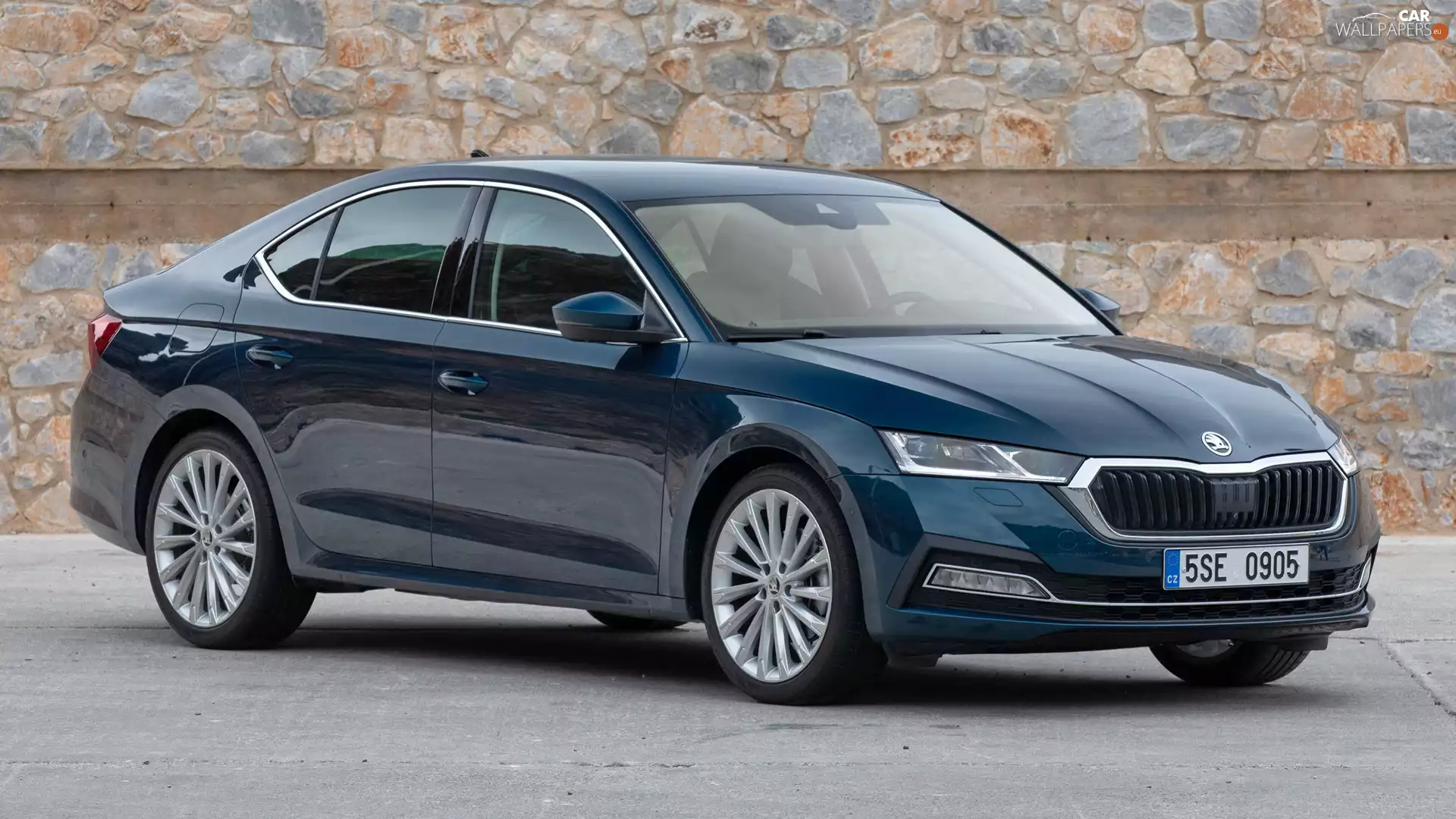 Front, Skoda Octavia, side