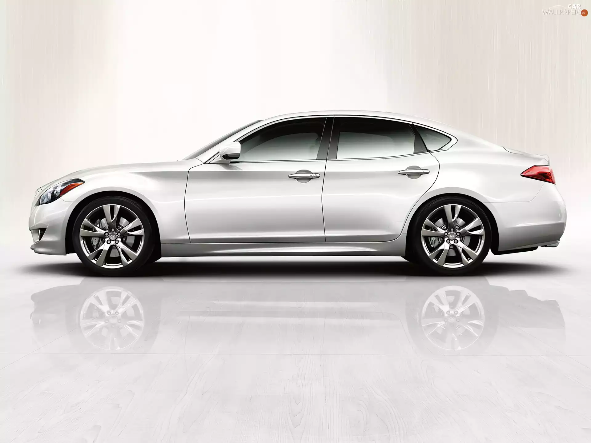 Infiniti M65, Line, Side