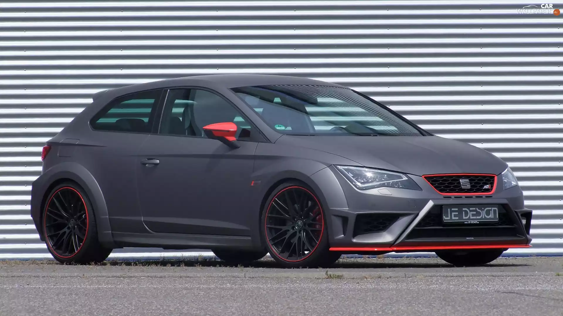 Seat Leon Cupra, side